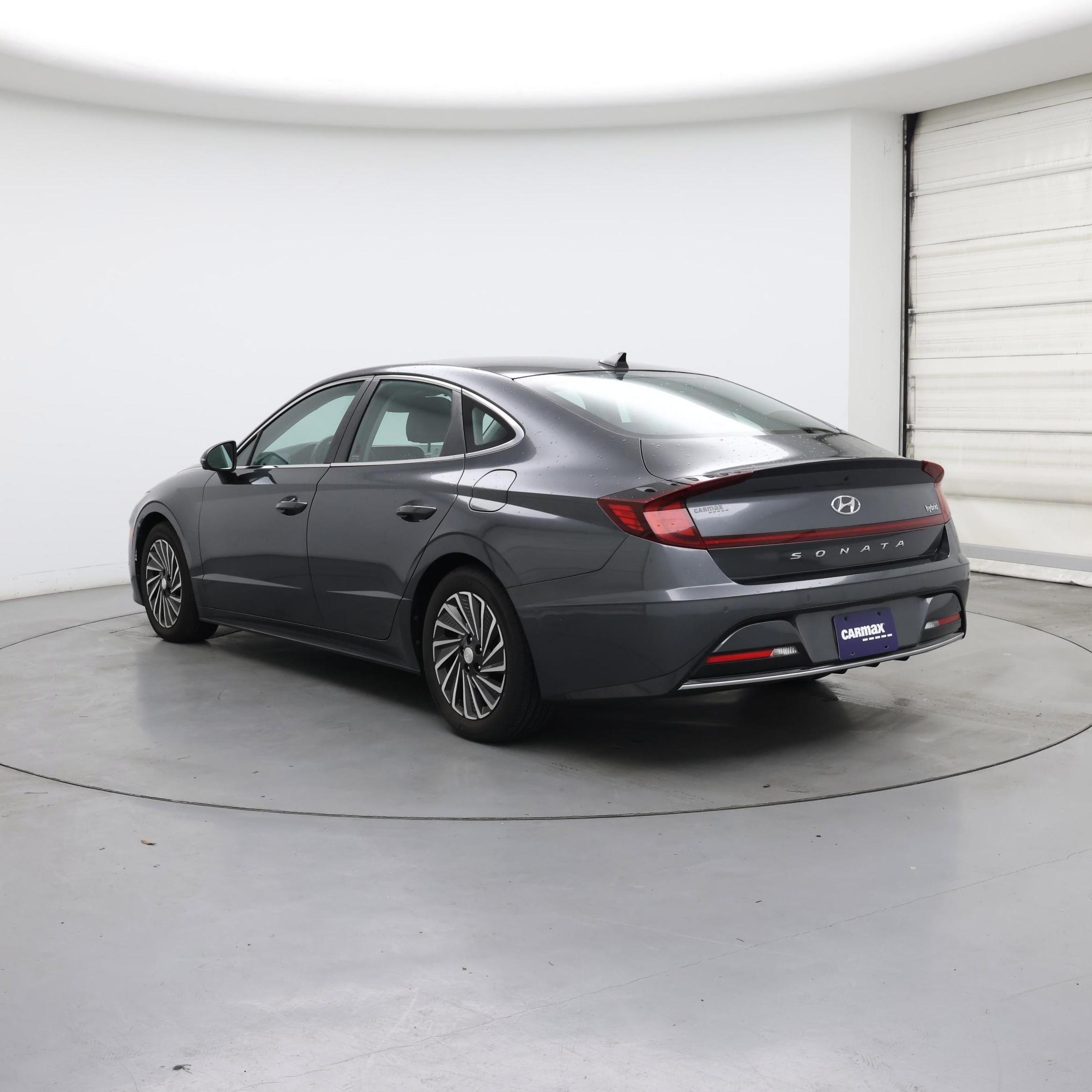 Thumbnail: 2022 Hyundai Sonata - 2