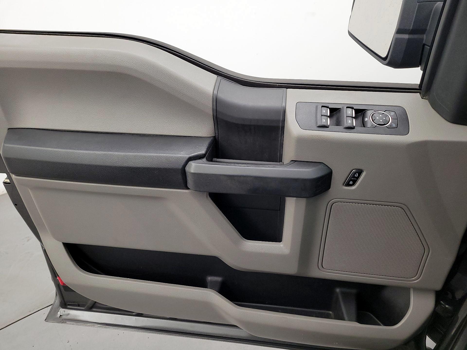 Thumbnail: 2019 Ford F-150 - 12