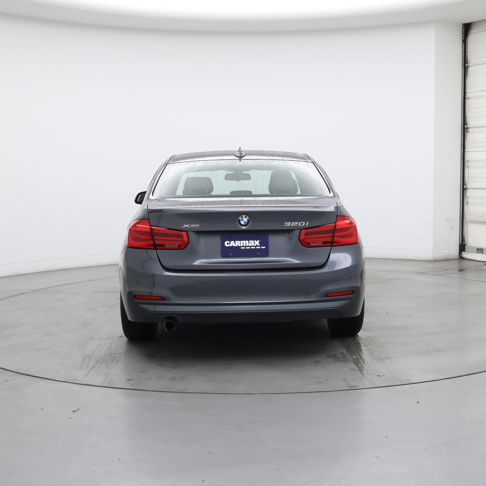 Thumbnail: 2016 BMW 3 Series - 6