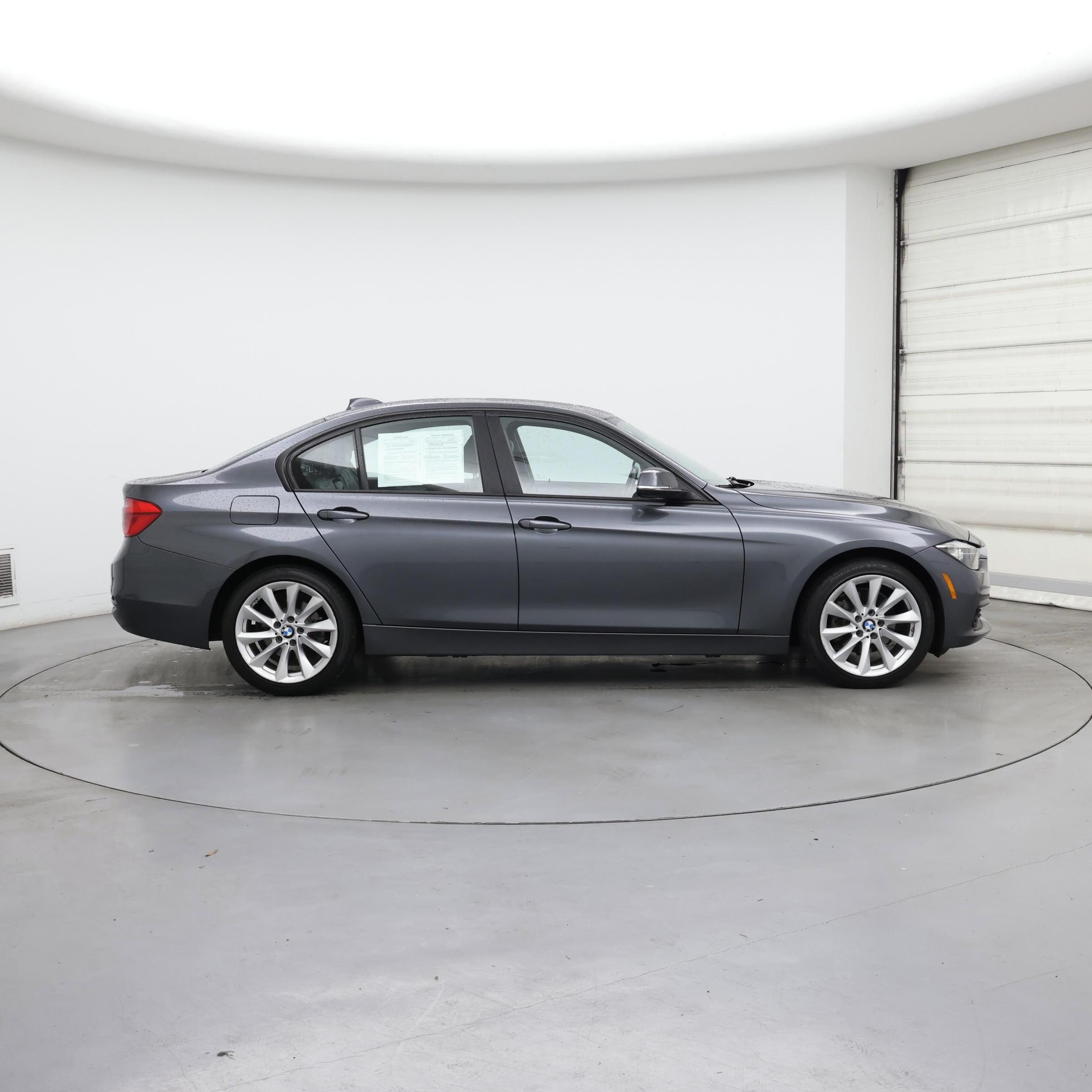 Thumbnail: 2016 BMW 3 Series - 7