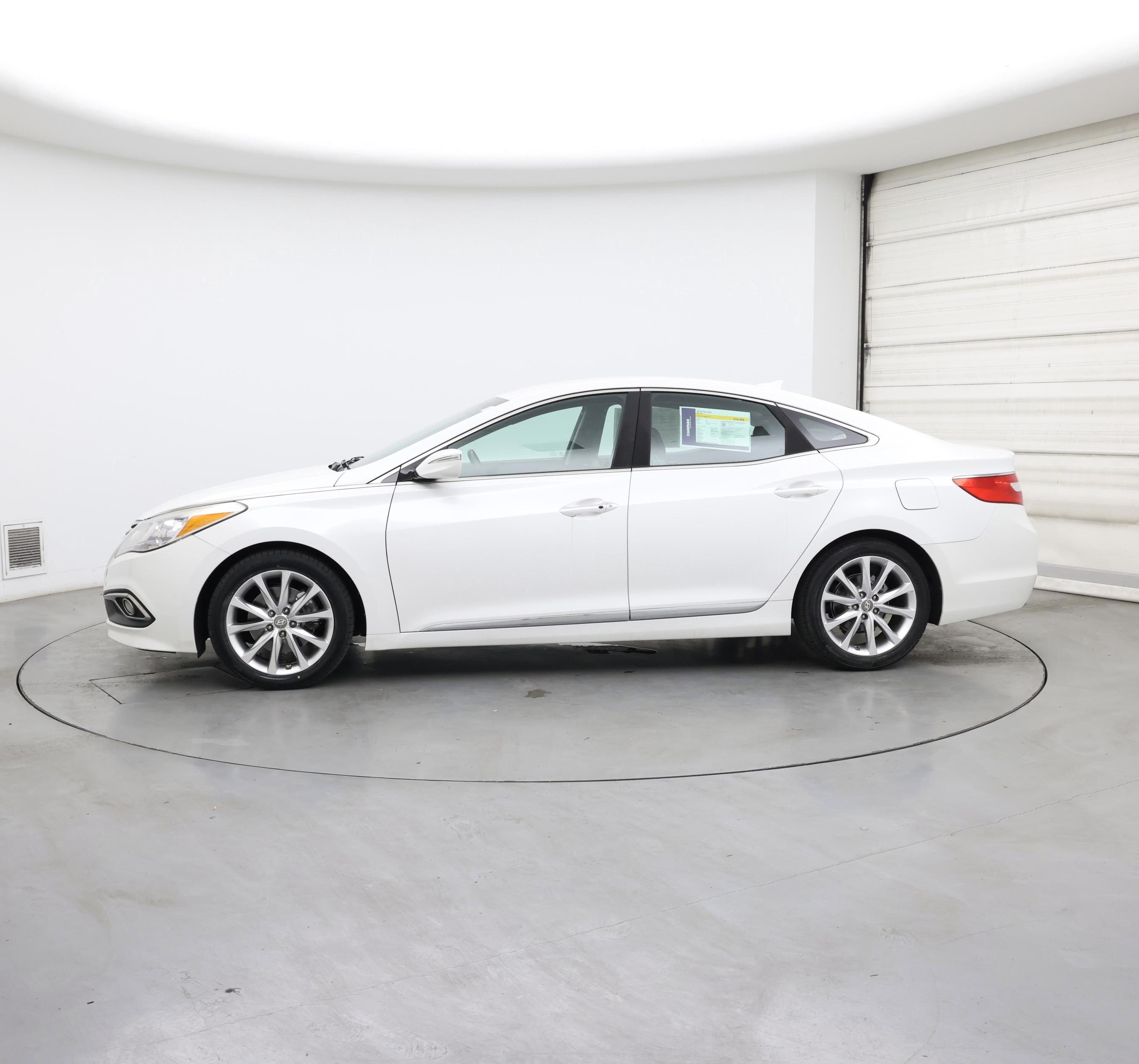 Thumbnail: 2015 Hyundai Azera - 3