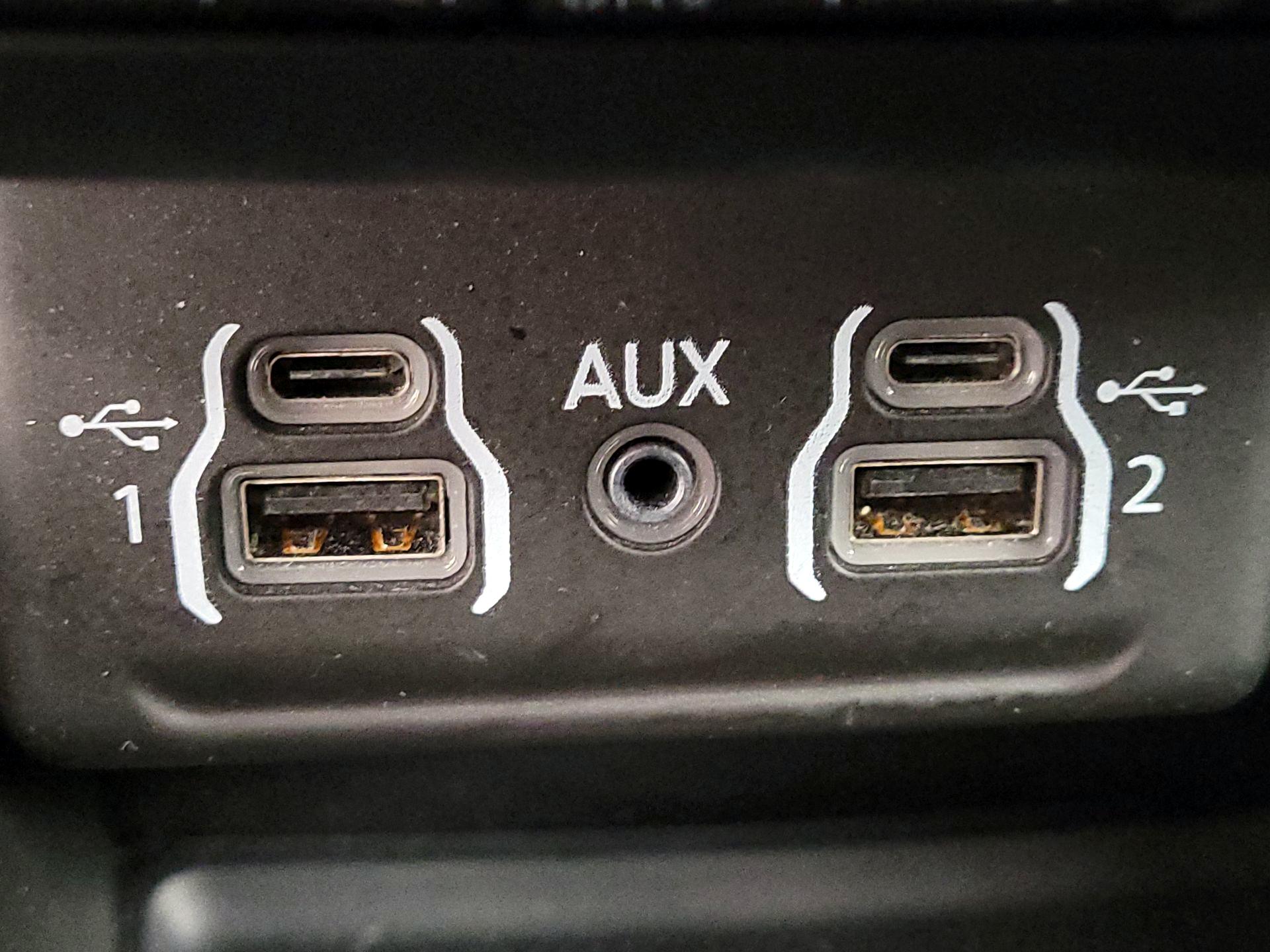 Thumbnail: 2021 Dodge Durango - 18