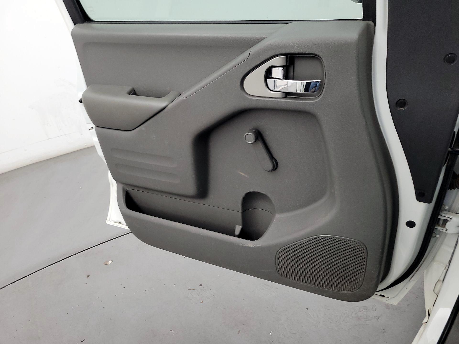 Thumbnail: 2019 Nissan Frontier - 12