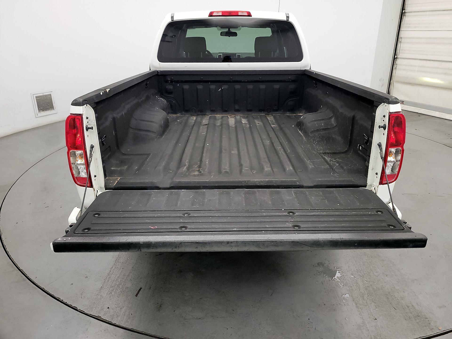 Thumbnail: 2019 Nissan Frontier - 19