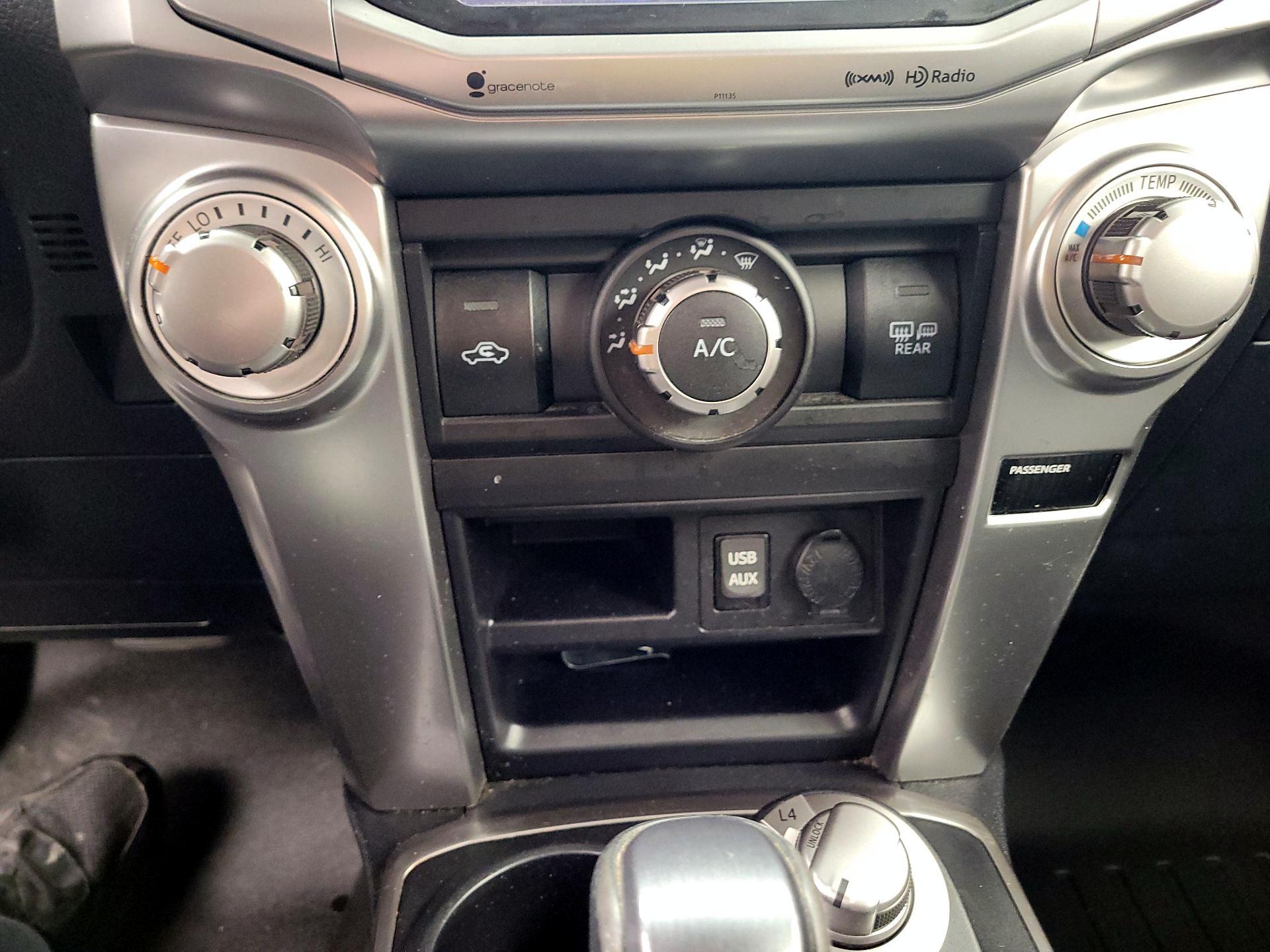 Thumbnail: 2017 Toyota 4Runner - 16