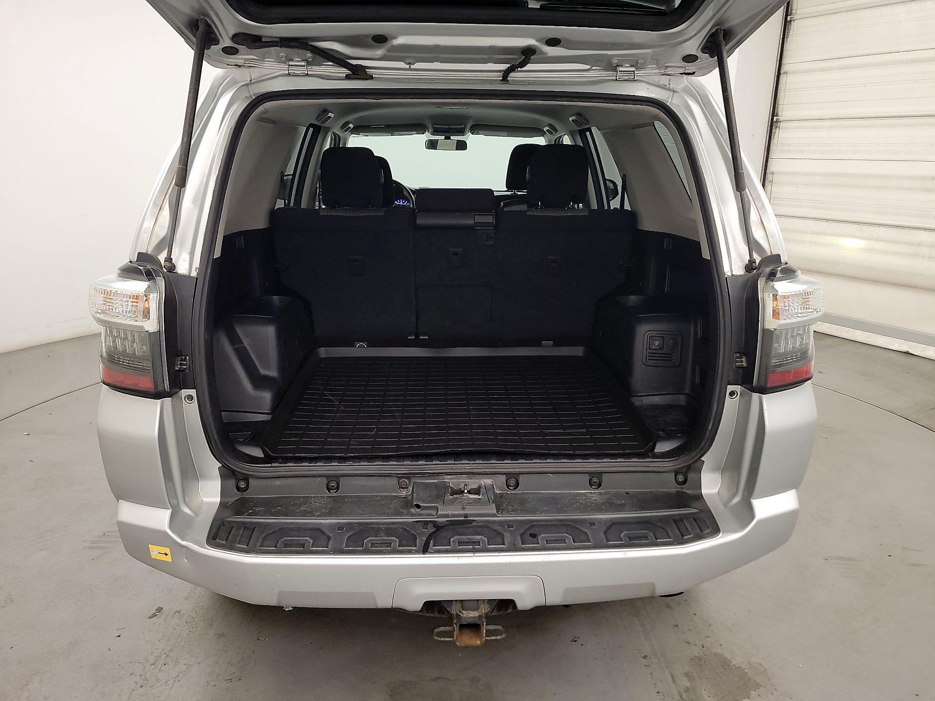 Thumbnail: 2017 Toyota 4Runner - 19