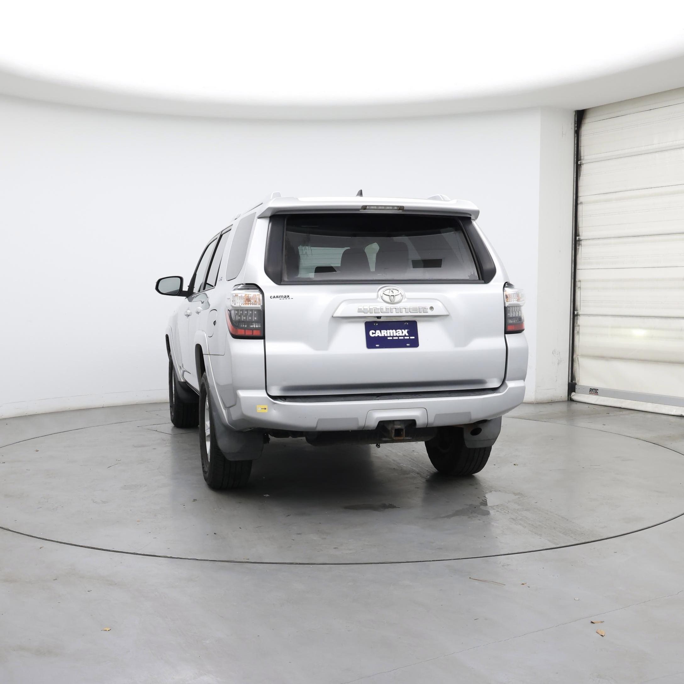 Thumbnail: 2017 Toyota 4Runner - 6