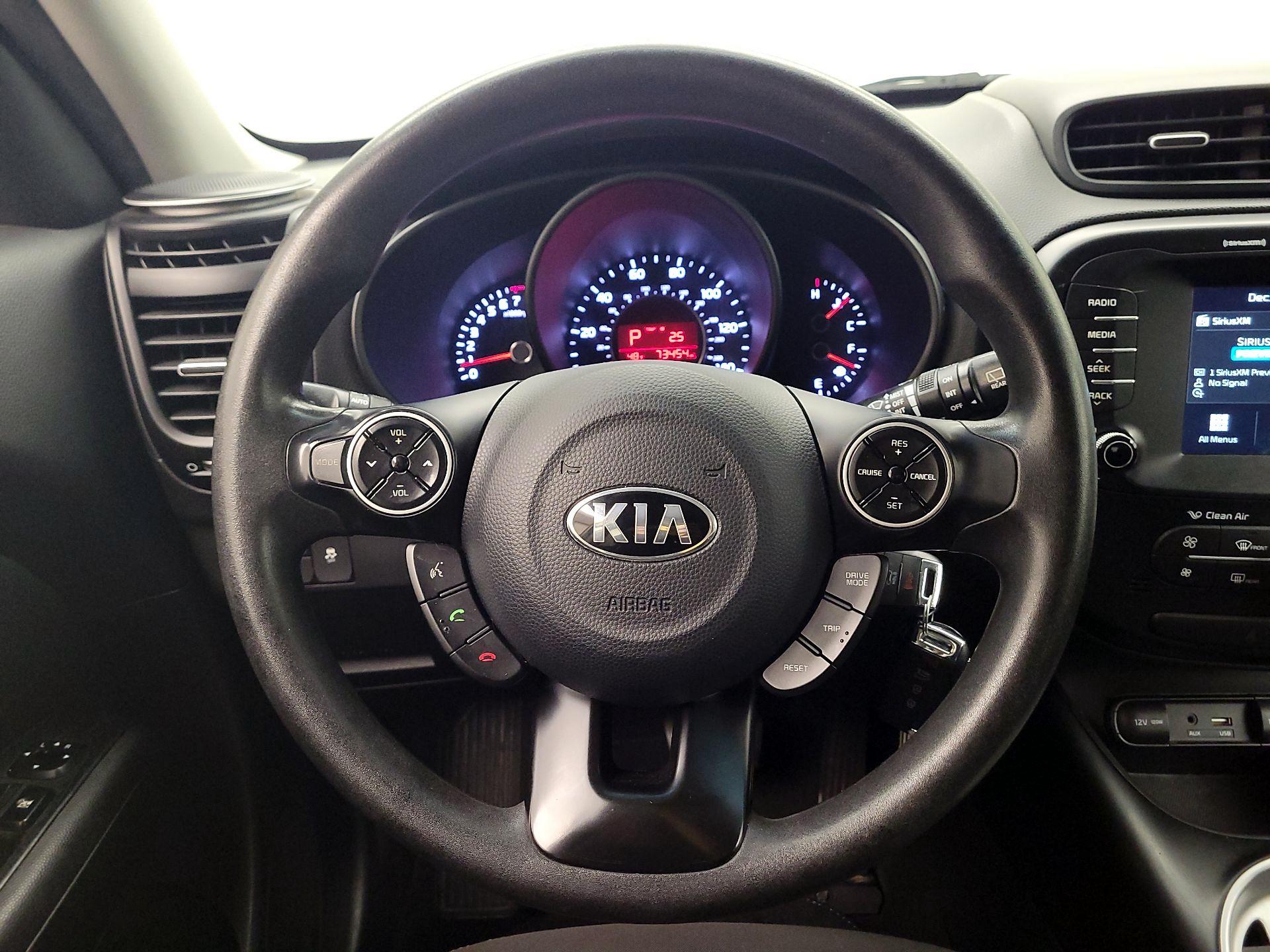 Thumbnail: 2018 Kia Soul - 10
