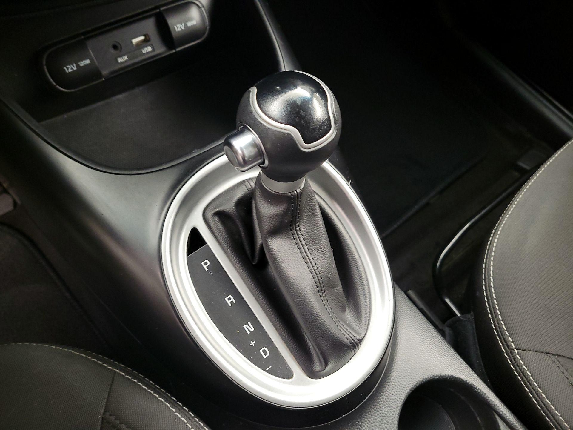 Thumbnail: 2018 Kia Soul - 16