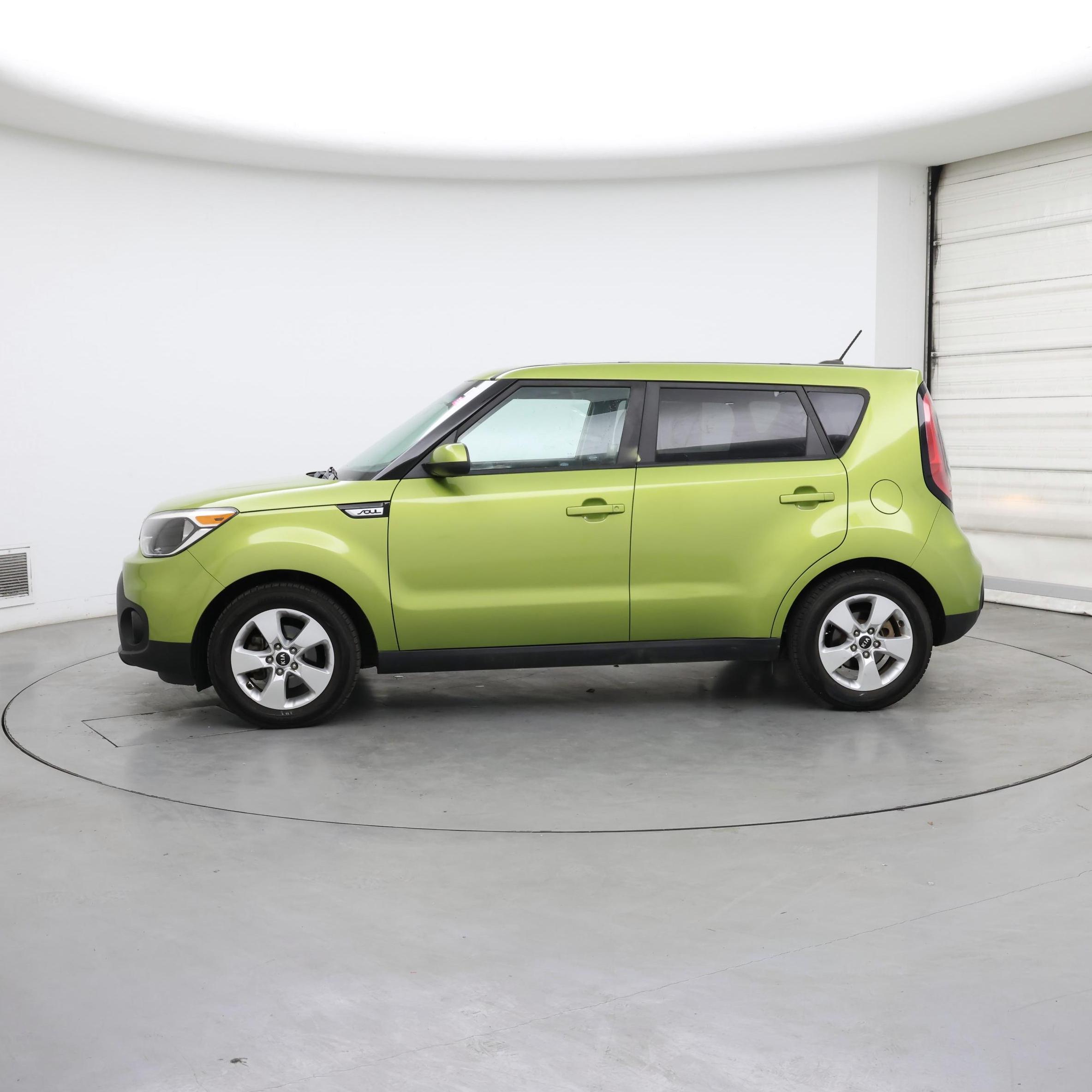 Thumbnail: 2018 Kia Soul - 3