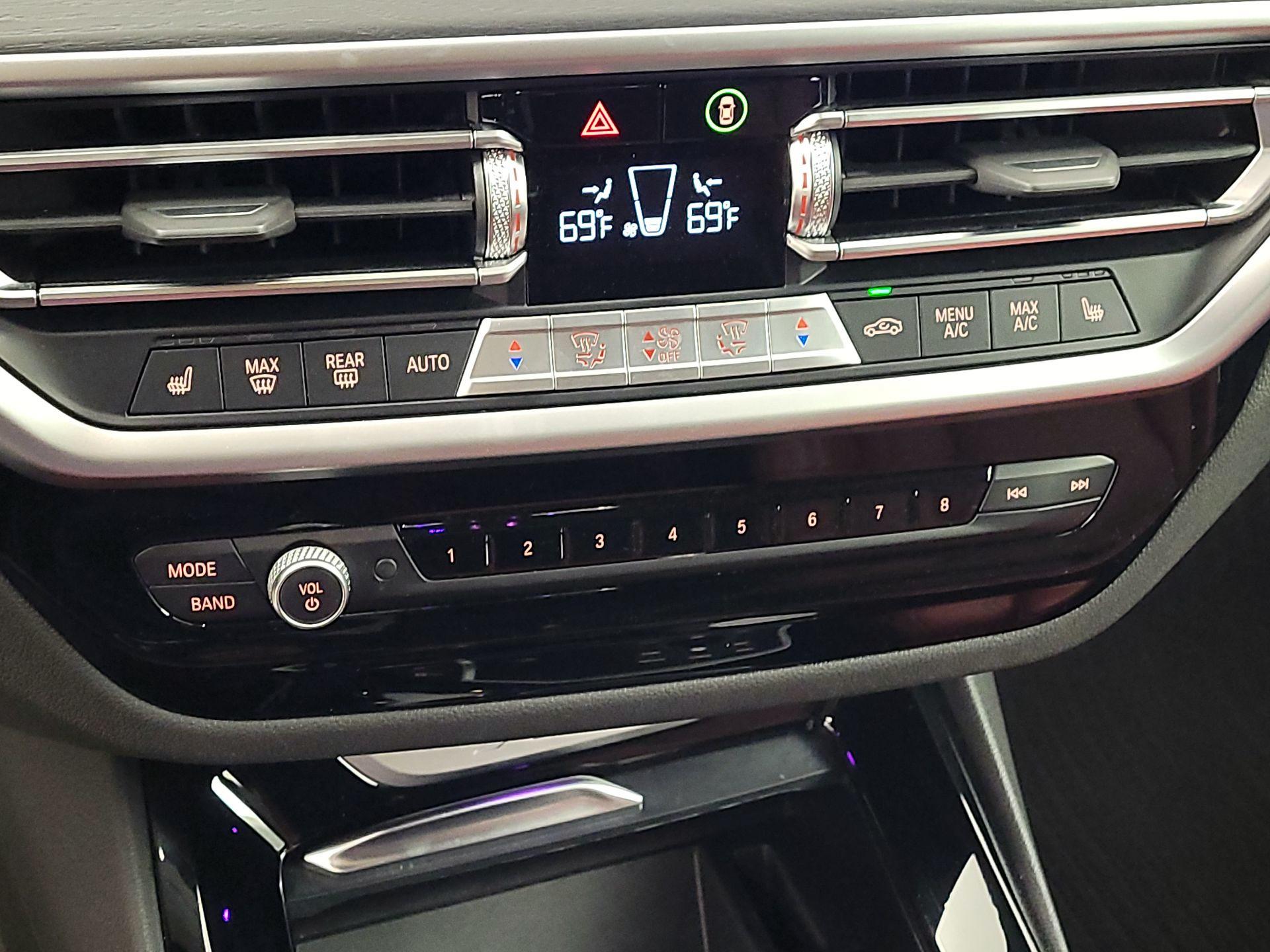 Thumbnail: 2022 BMW X3 - 16