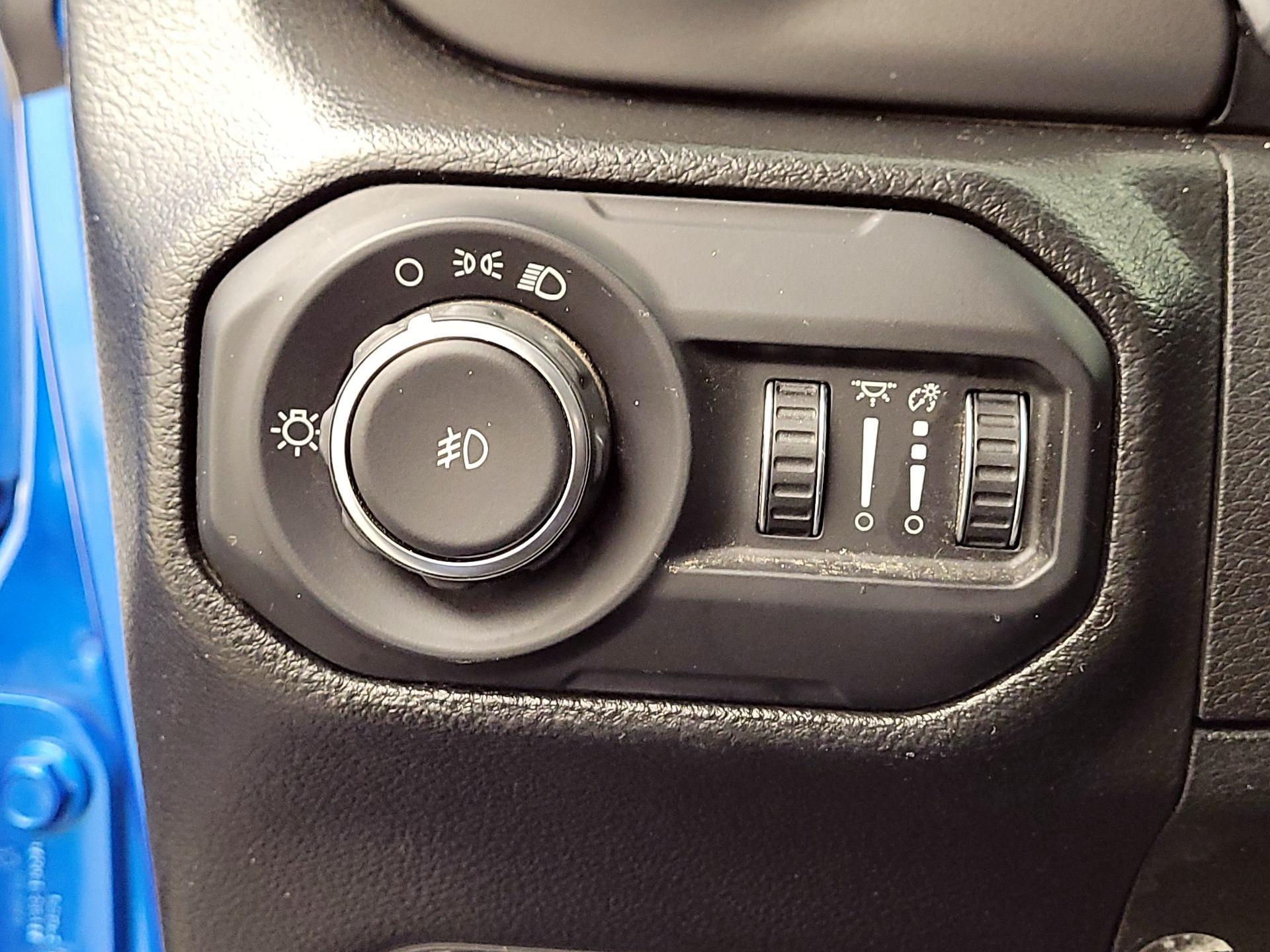 Thumbnail: 2022 Jeep Wrangler - 13