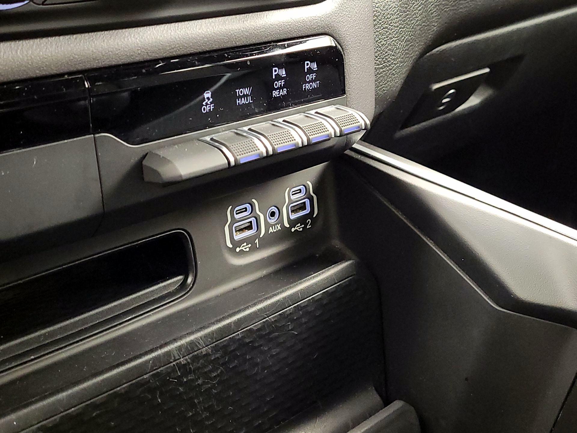 Thumbnail: 2022 RAM 1500 - 18