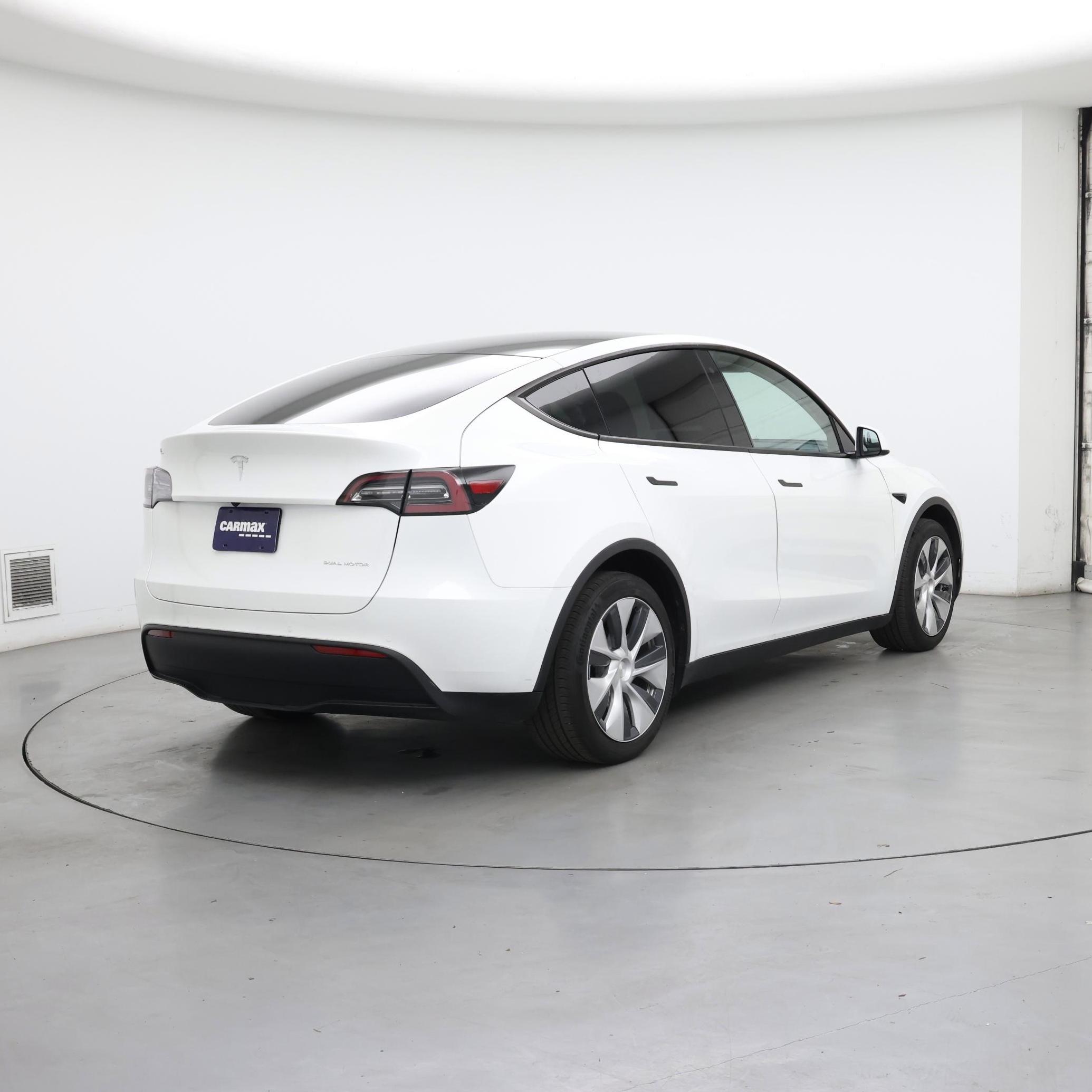 Thumbnail: 2020 Tesla Model Y - 8