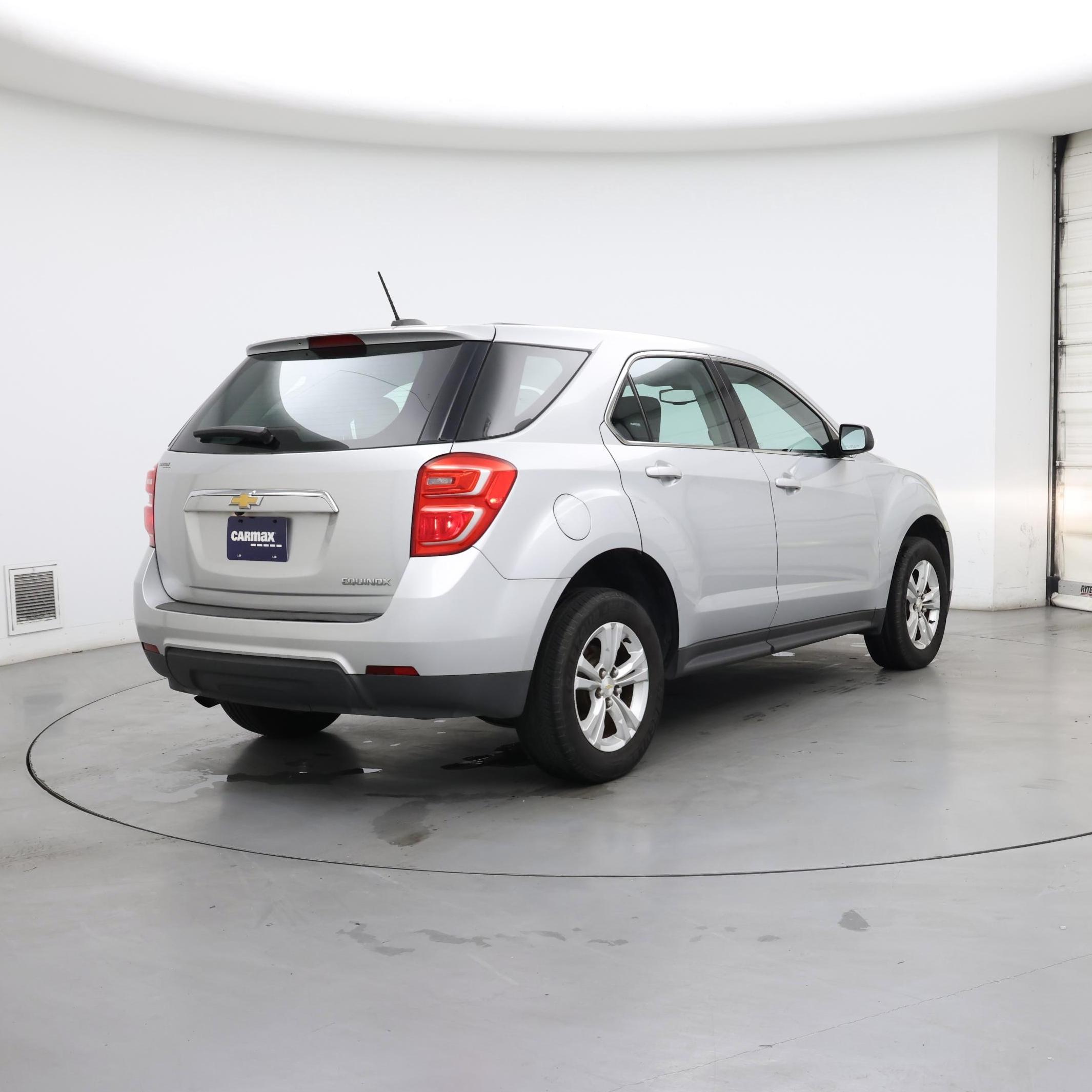 Thumbnail: 2016 Chevrolet Equinox - 8