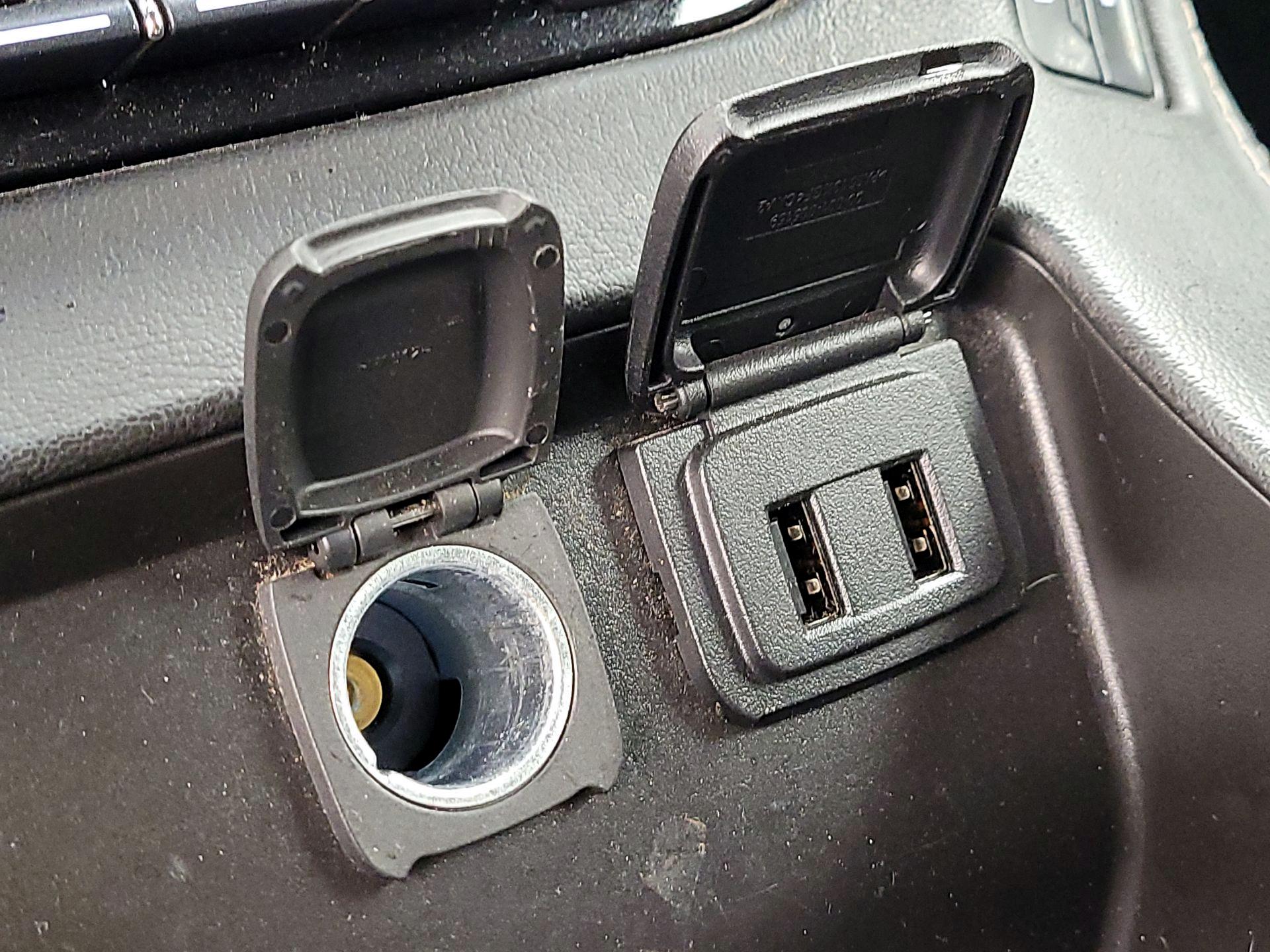 Thumbnail: 2017 Chevrolet Suburban - 16