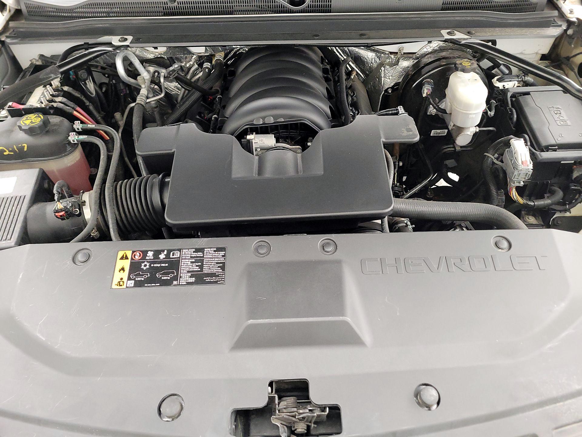 Thumbnail: 2017 Chevrolet Suburban - 20