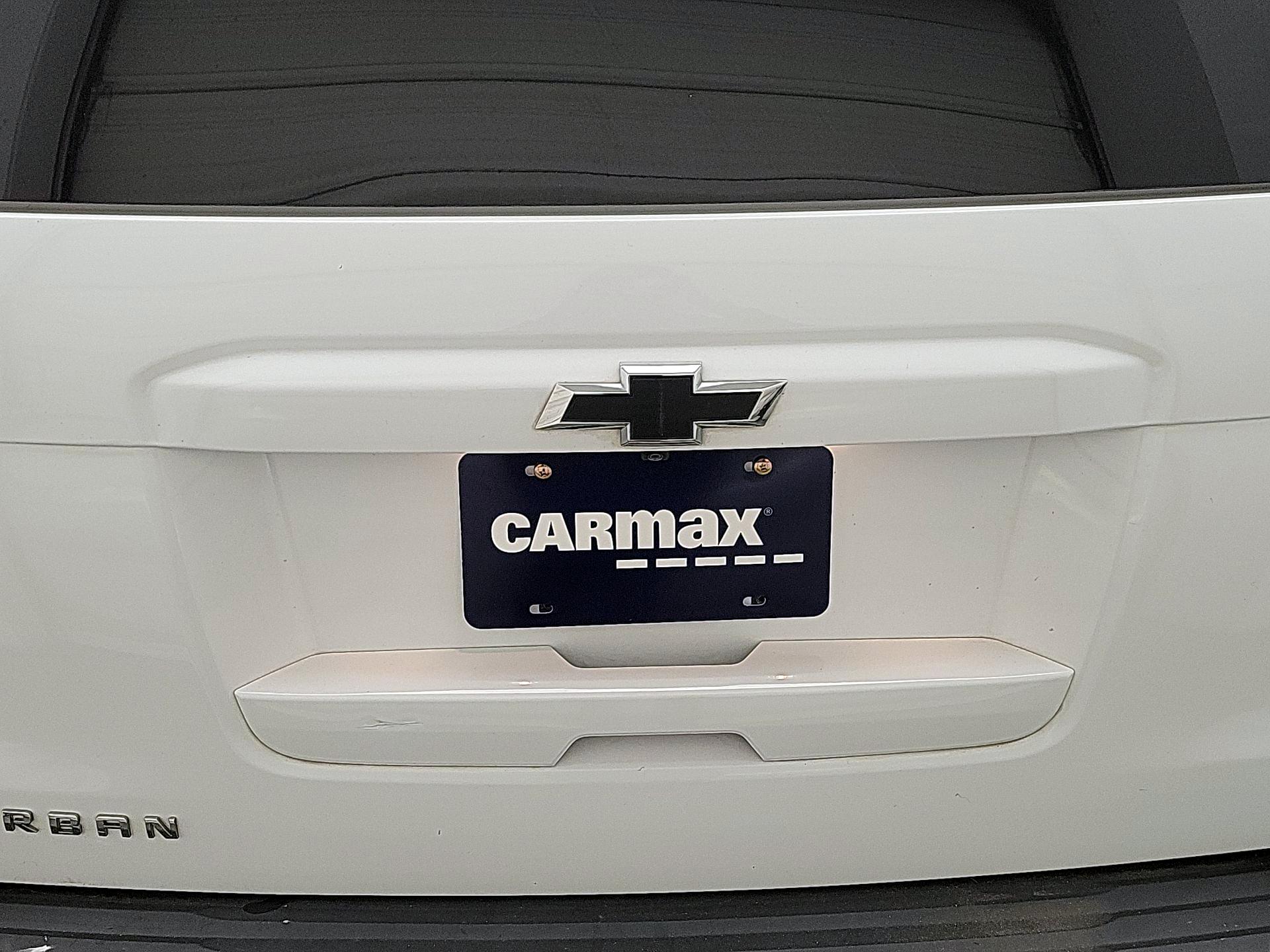 Thumbnail: 2017 Chevrolet Suburban - 6