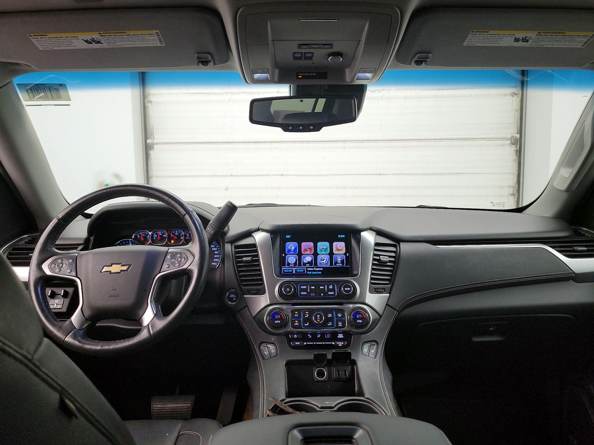 Thumbnail: 2017 Chevrolet Suburban - 8