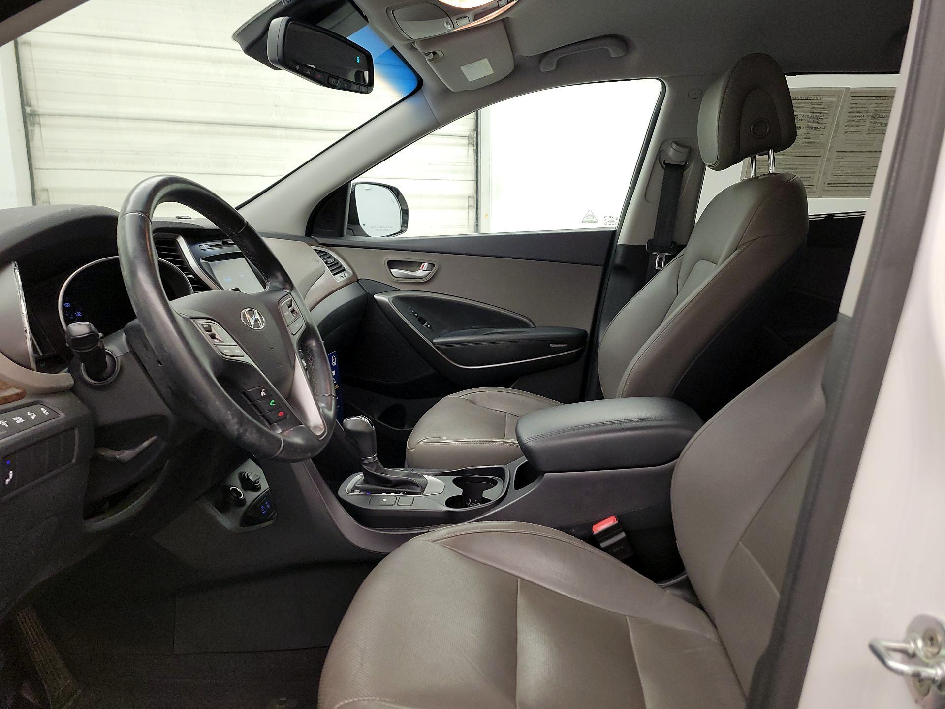 Thumbnail: 2017 Hyundai Santa Fe - 11