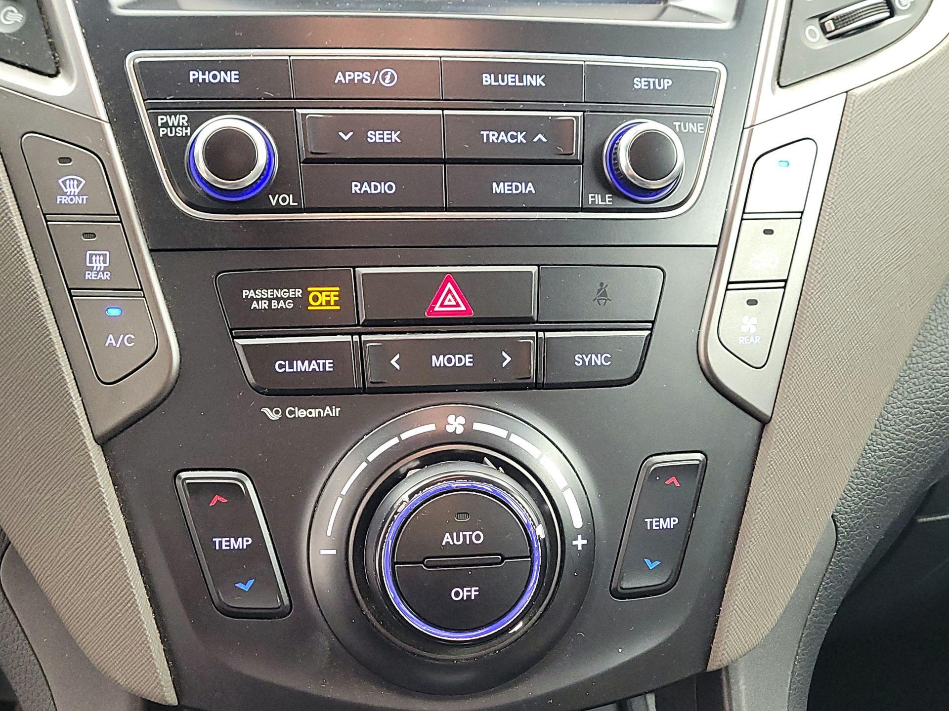 Thumbnail: 2017 Hyundai Santa Fe - 16