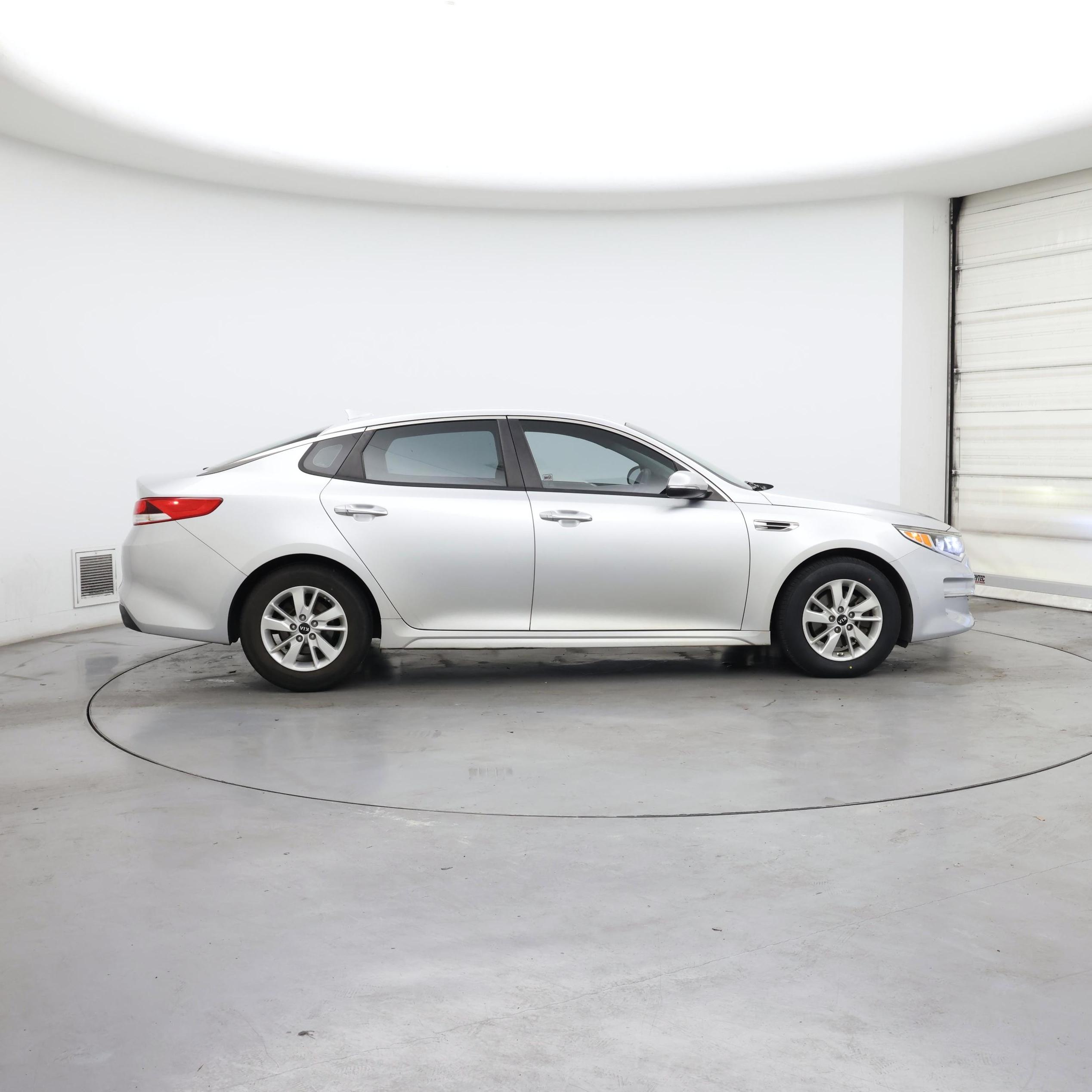 Thumbnail: 2018 Kia Optima - 7