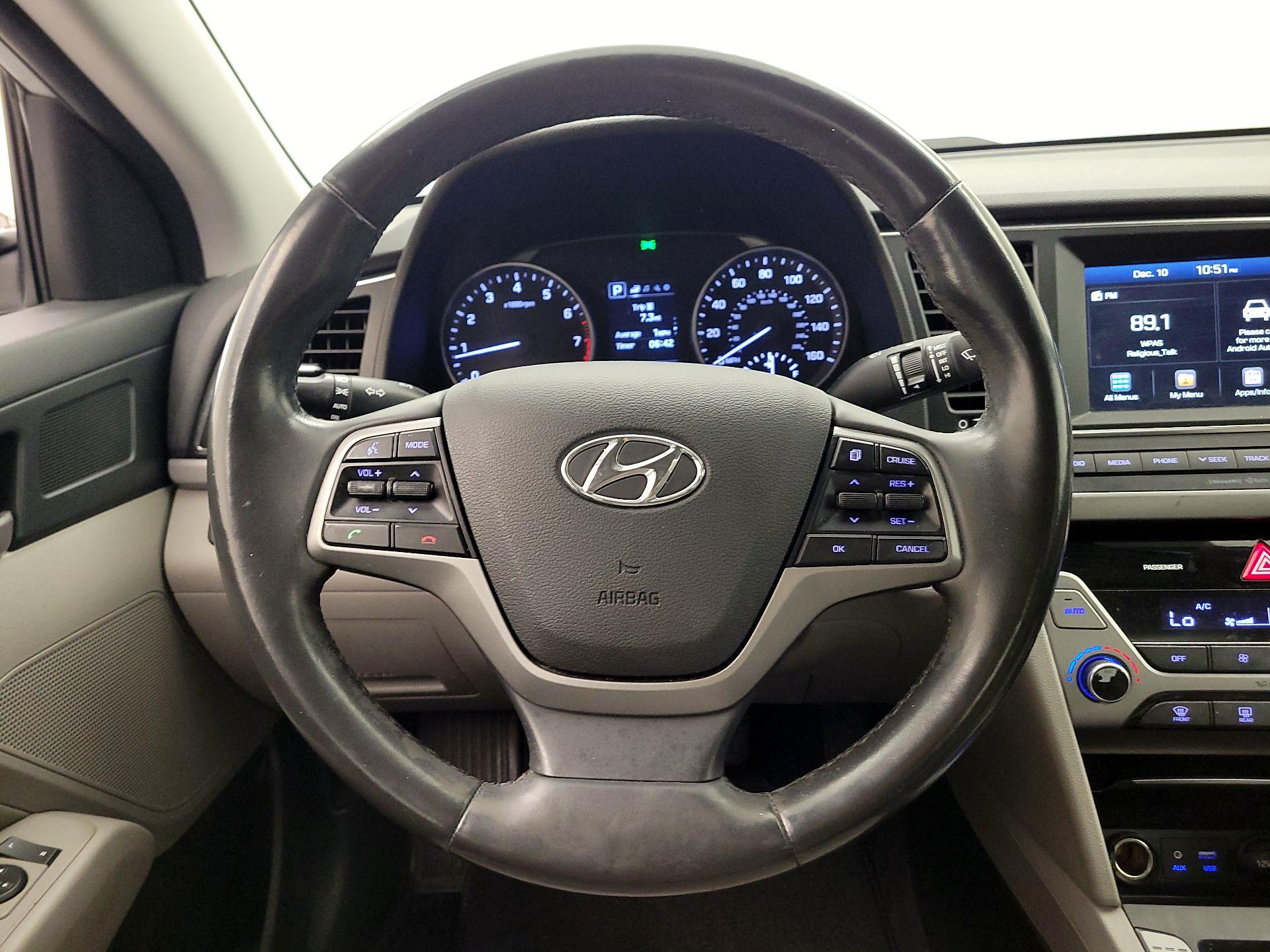 Thumbnail: 2018 Hyundai Elantra - 10