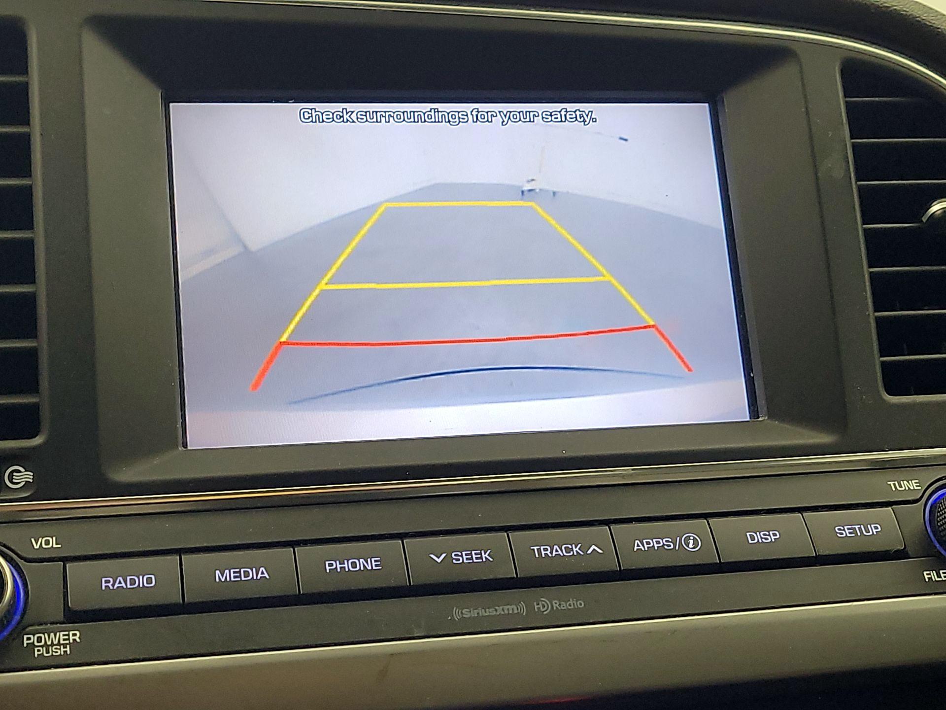 Thumbnail: 2018 Hyundai Elantra - 14