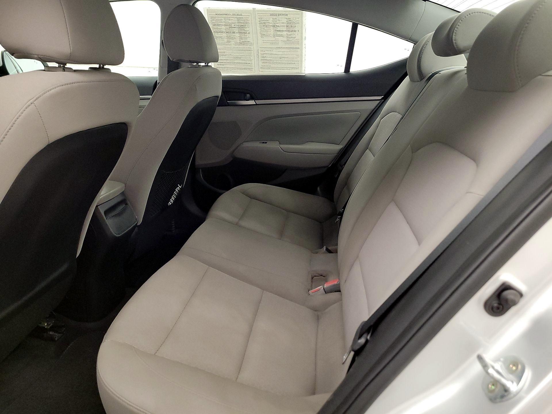 Thumbnail: 2018 Hyundai Elantra - 19