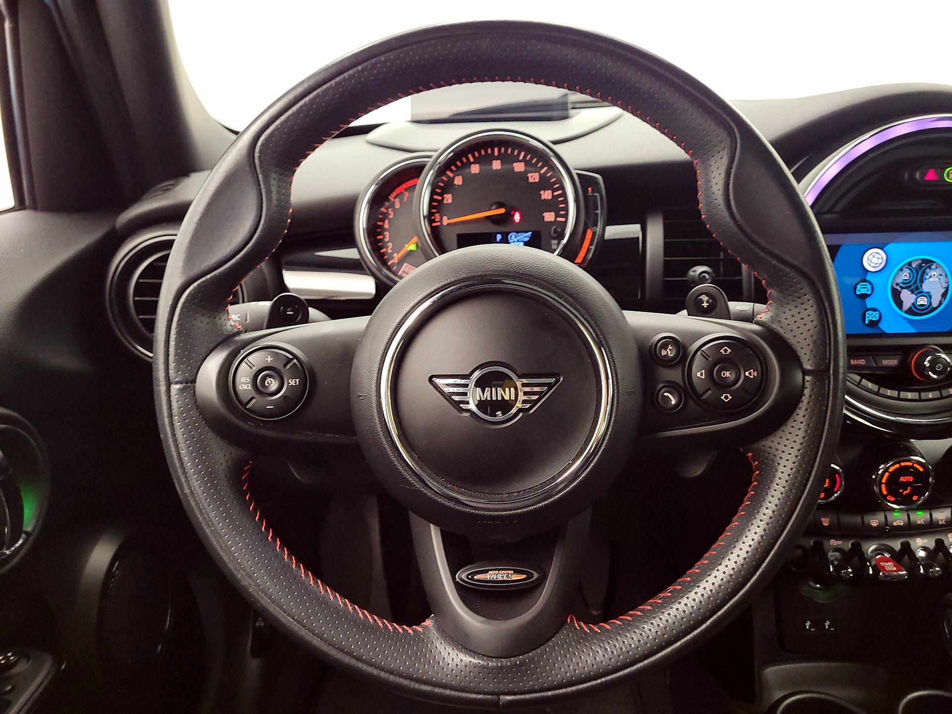 Thumbnail: 2019 MINI Cooper Hardtop - 10