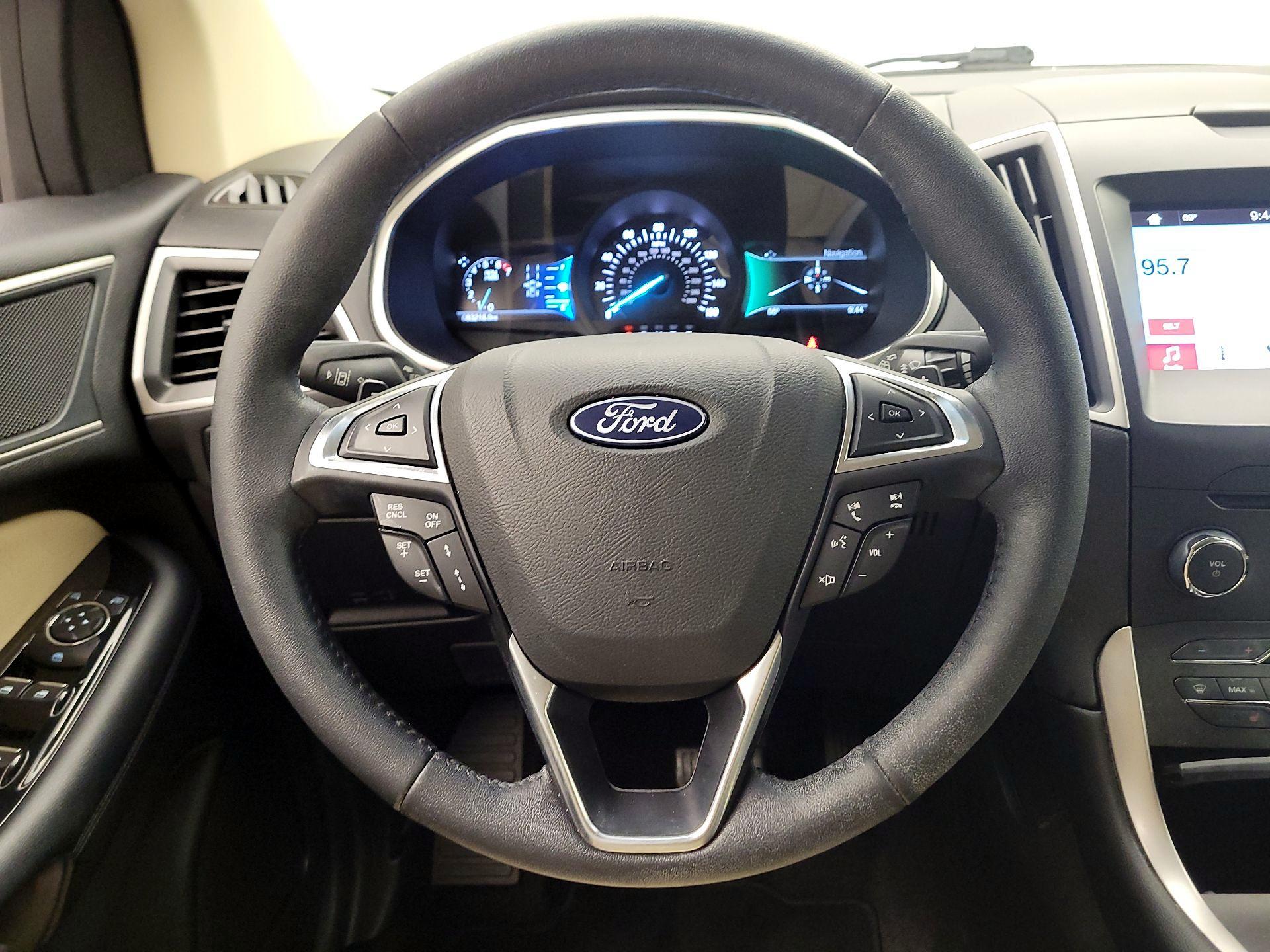 Thumbnail: 2018 Ford Edge - 10