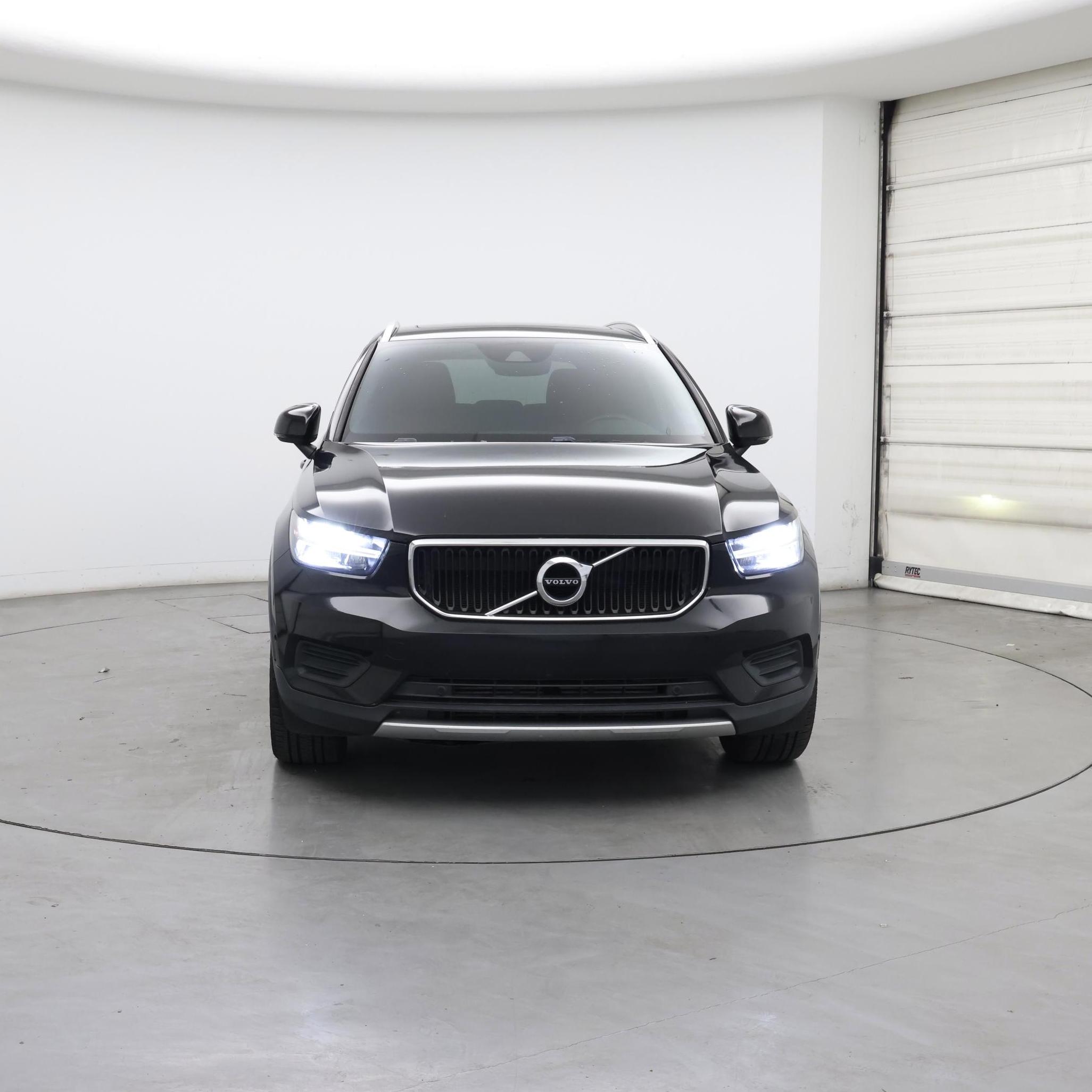 Thumbnail: 2019 Volvo XC40 - 5