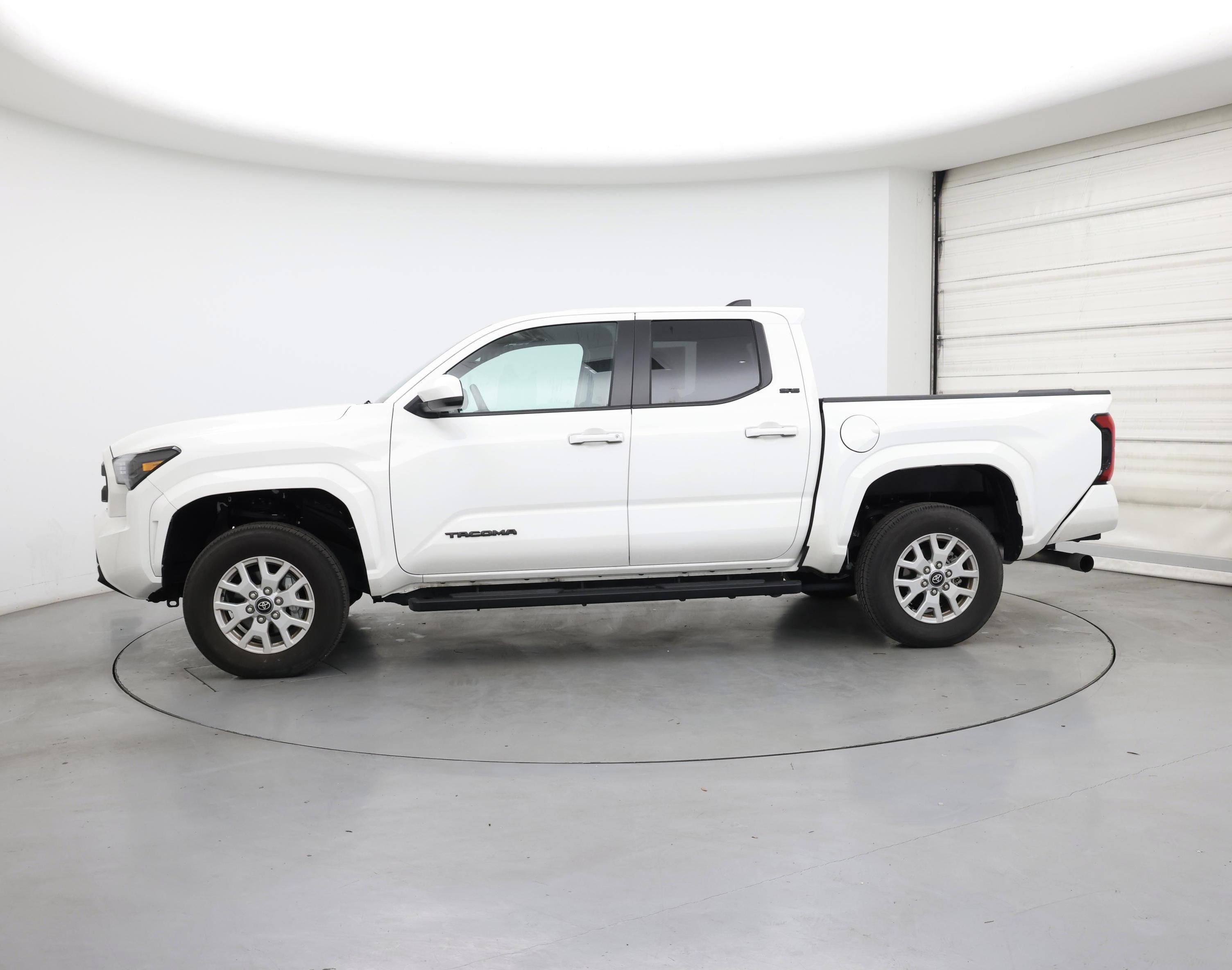 Thumbnail: 2024 Toyota Tacoma - 3