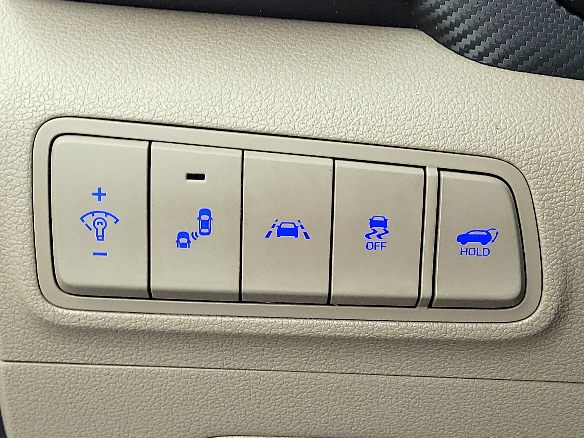 Thumbnail: 2019 Hyundai Tucson - 13