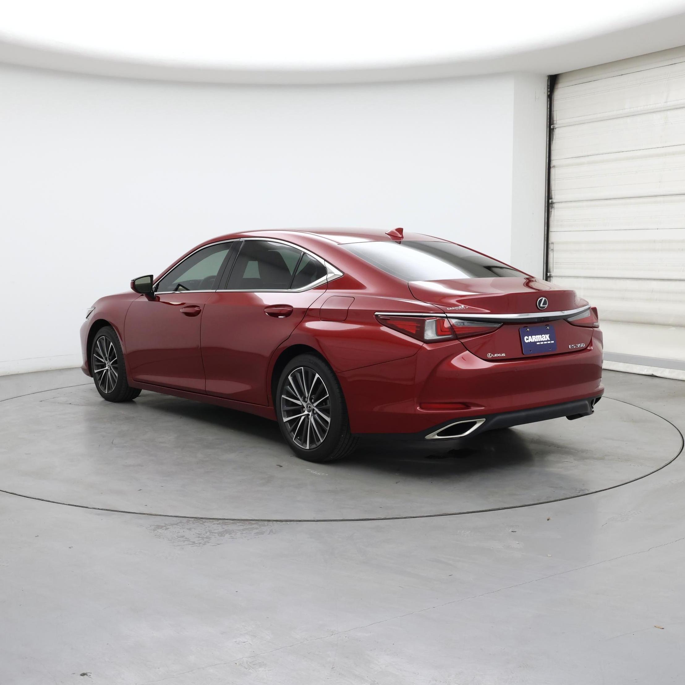 Thumbnail: 2022 Lexus ES - 2