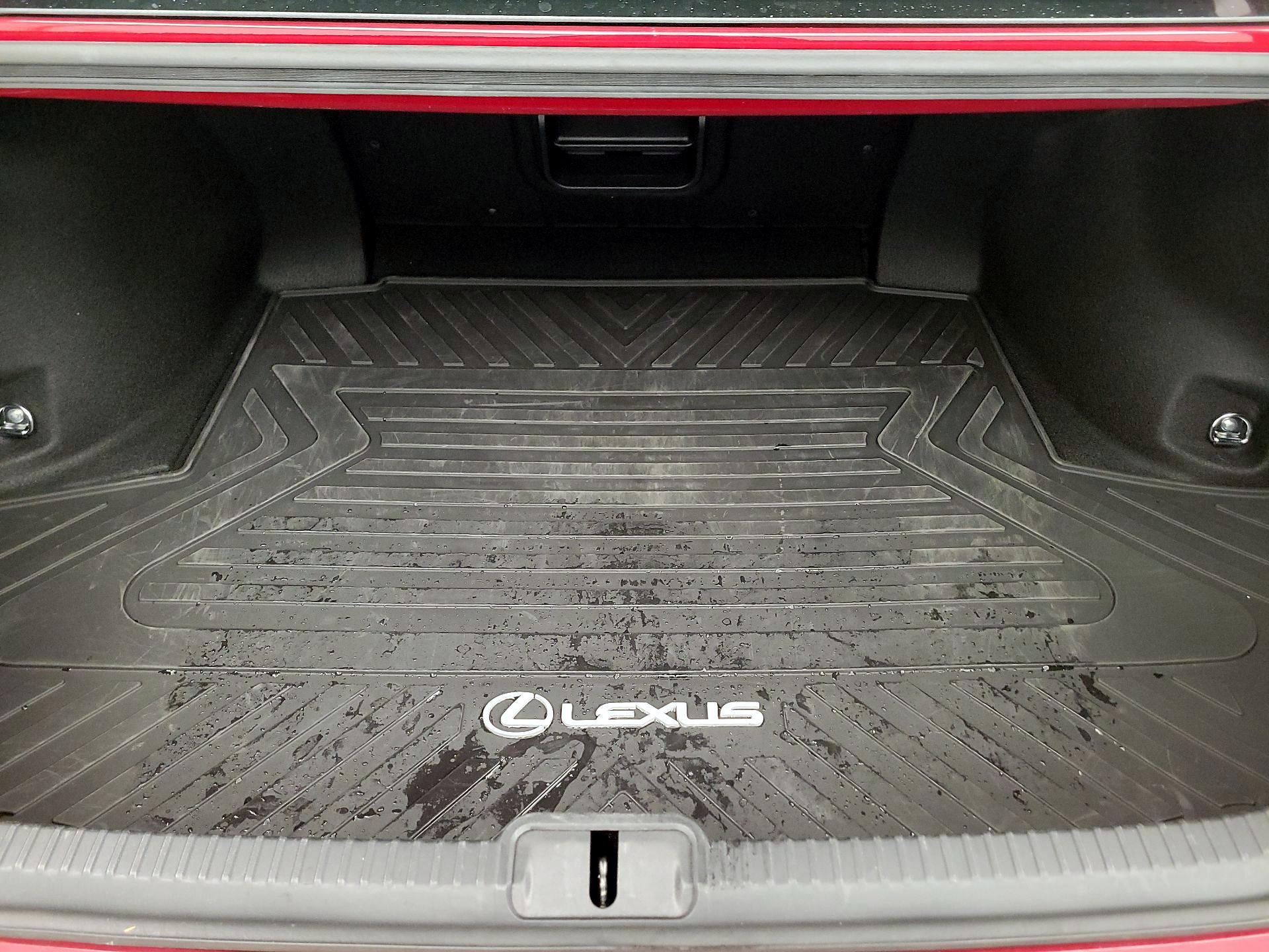 Thumbnail: 2022 Lexus ES - 19