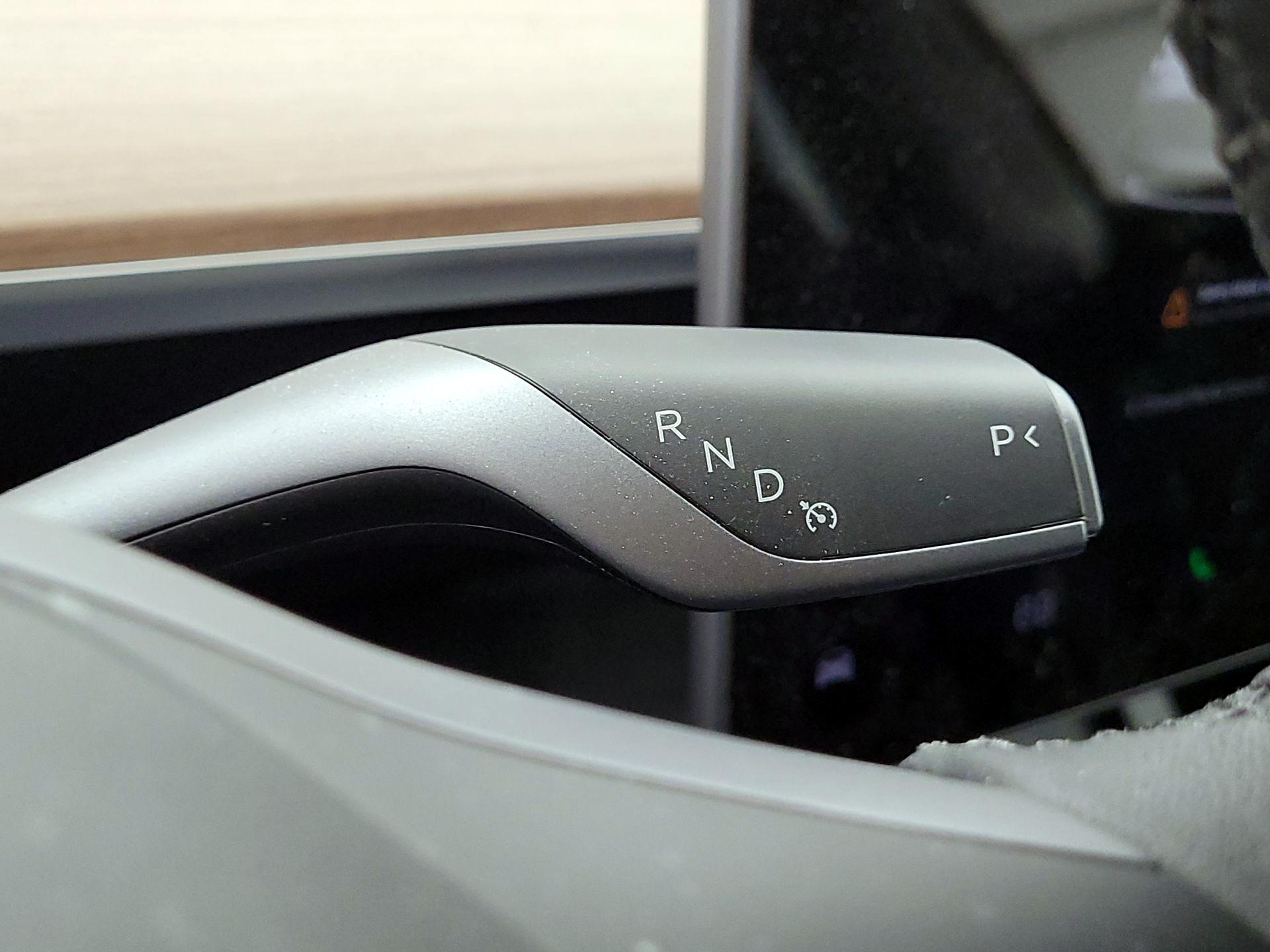 Thumbnail: 2023 Tesla Model 3 - 16