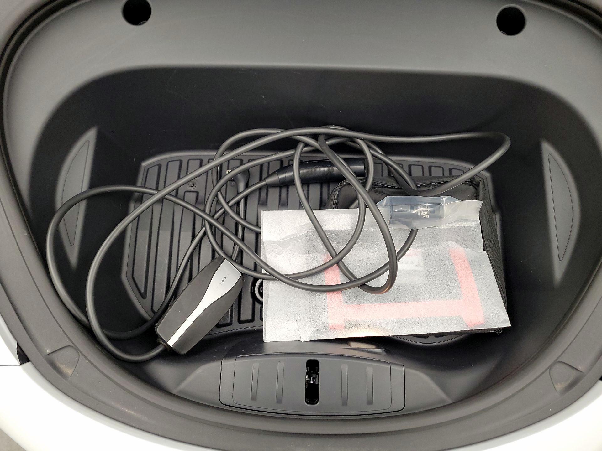 Thumbnail: 2023 Tesla Model 3 - 19