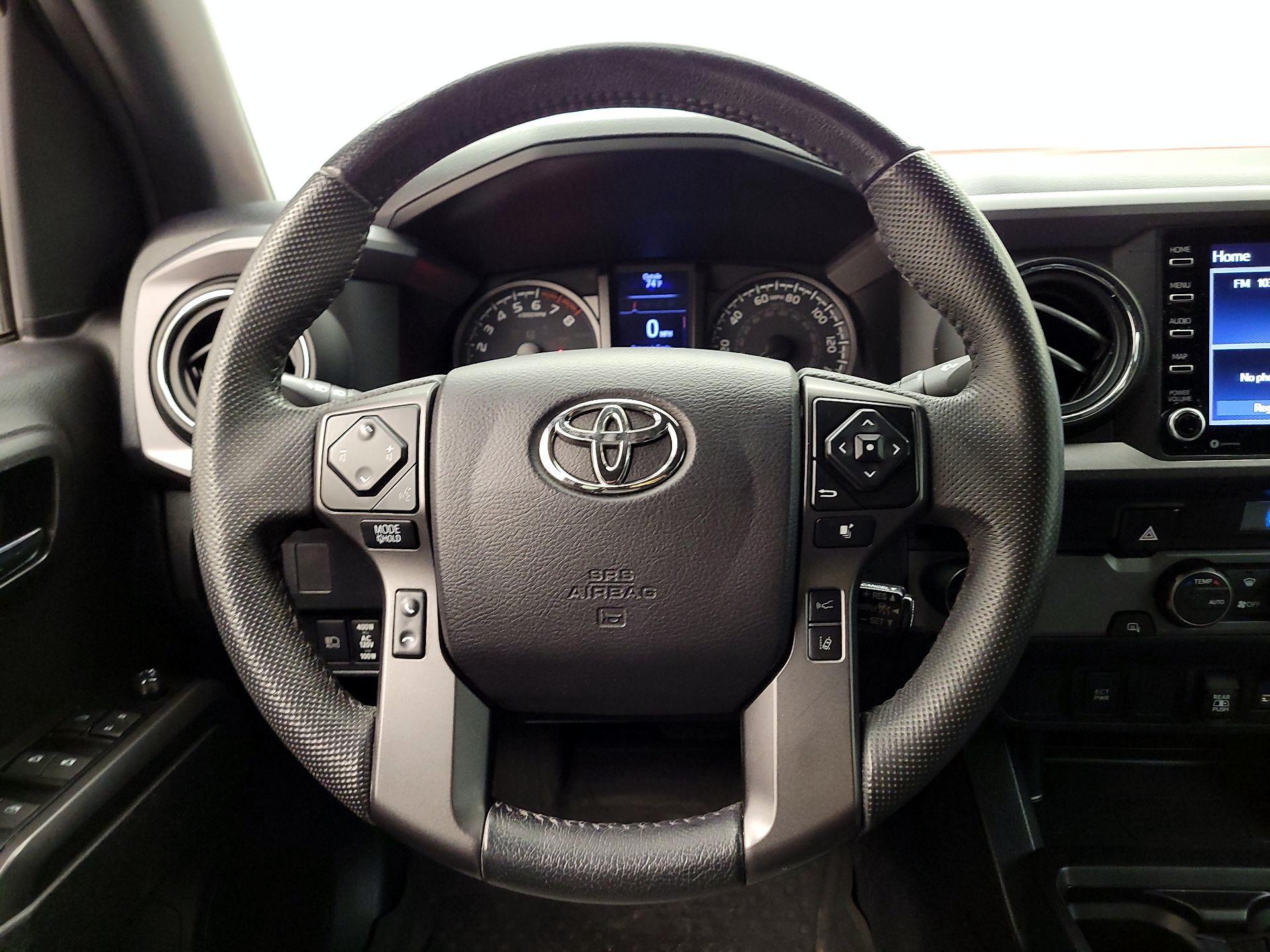 Thumbnail: 2021 Toyota Tacoma - 10