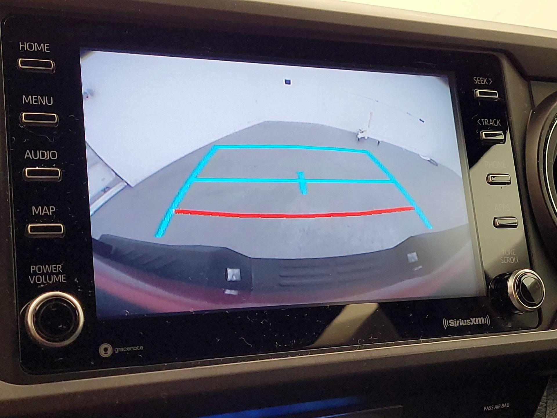 Thumbnail: 2021 Toyota Tacoma - 14