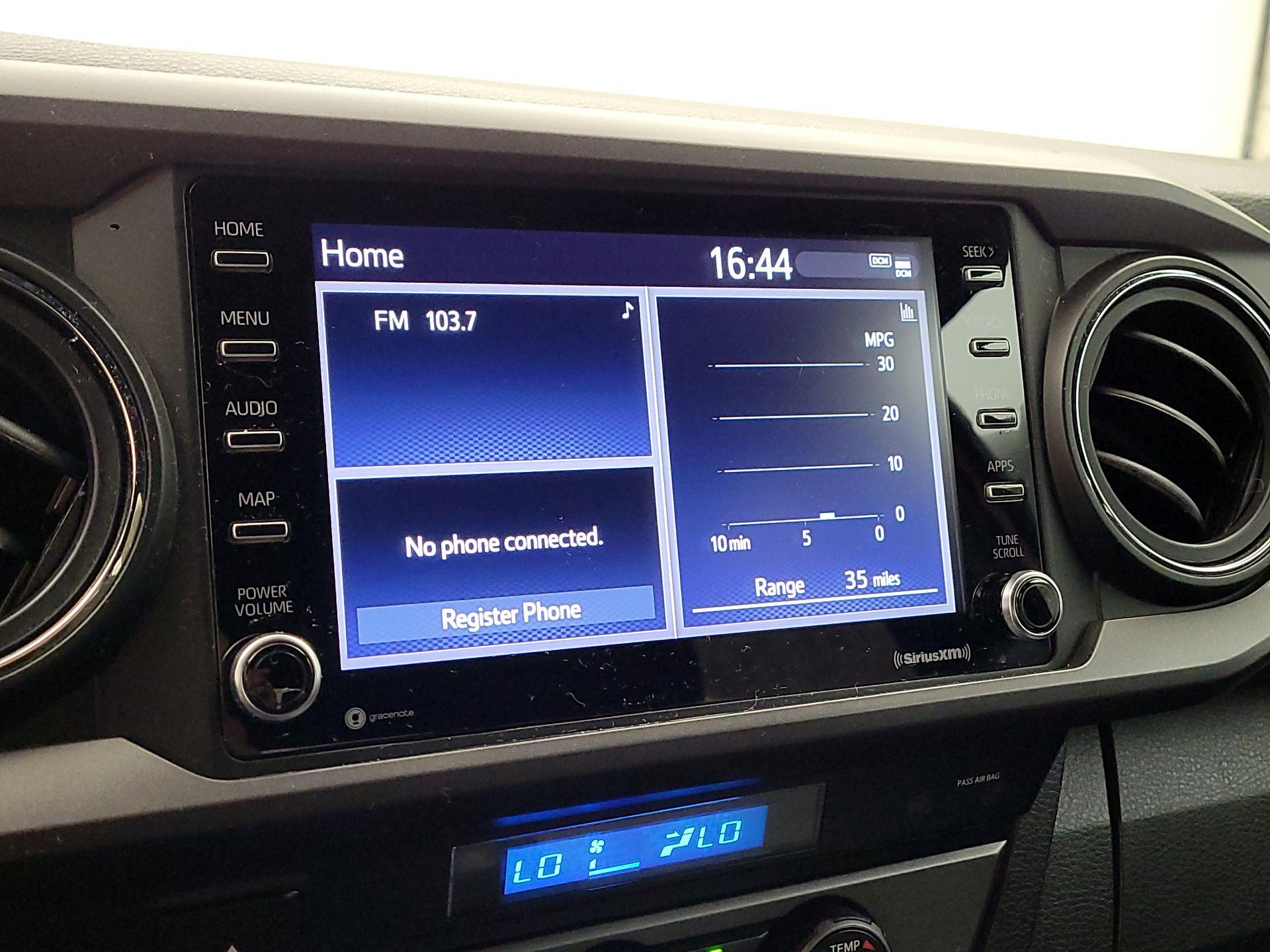 Thumbnail: 2021 Toyota Tacoma - 15