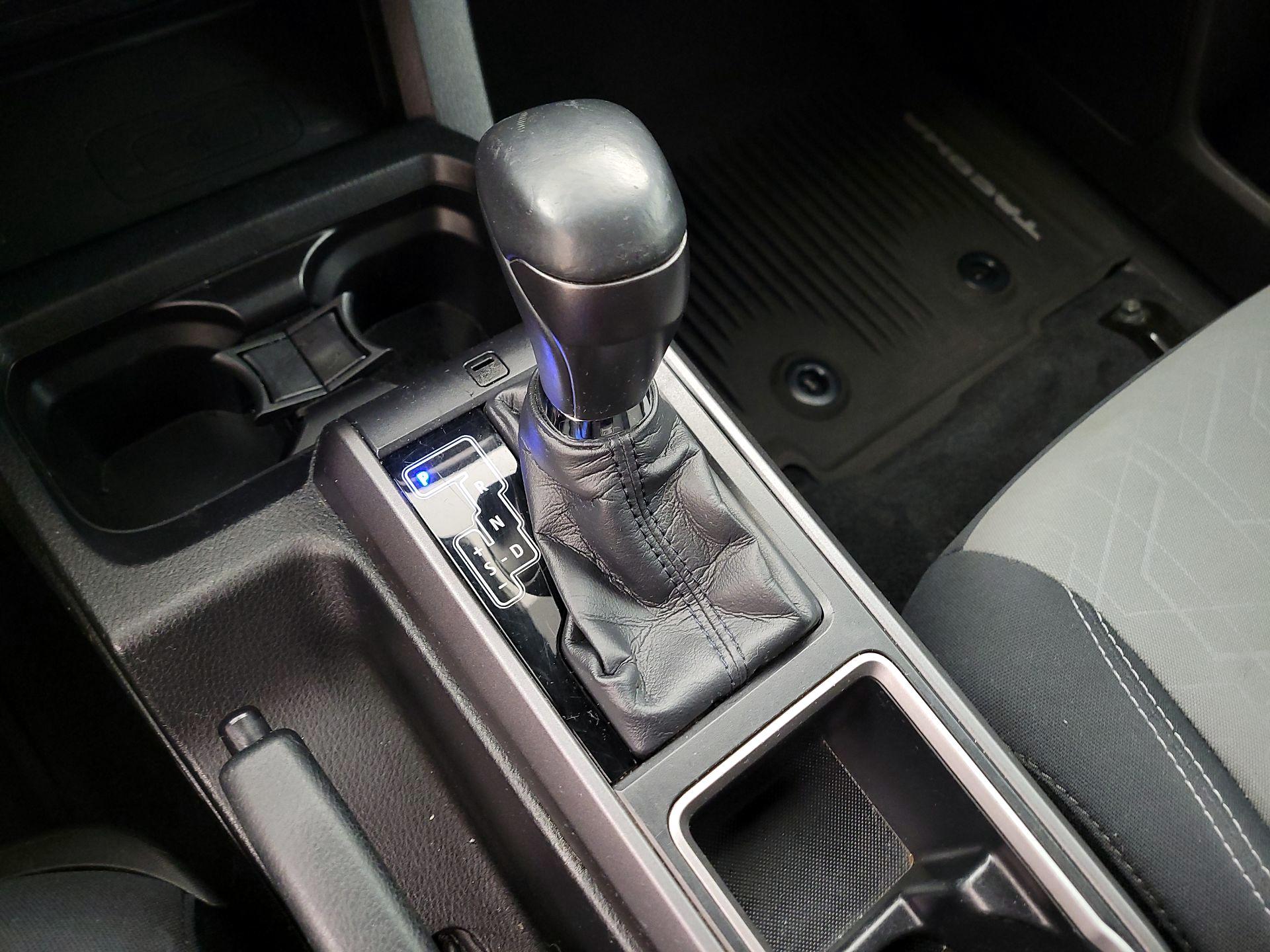 Thumbnail: 2021 Toyota Tacoma - 17