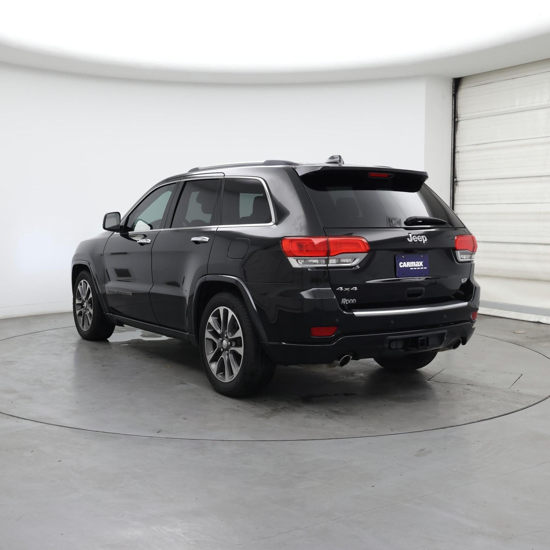 Thumbnail: 2017 Jeep Grand Cherokee - 2