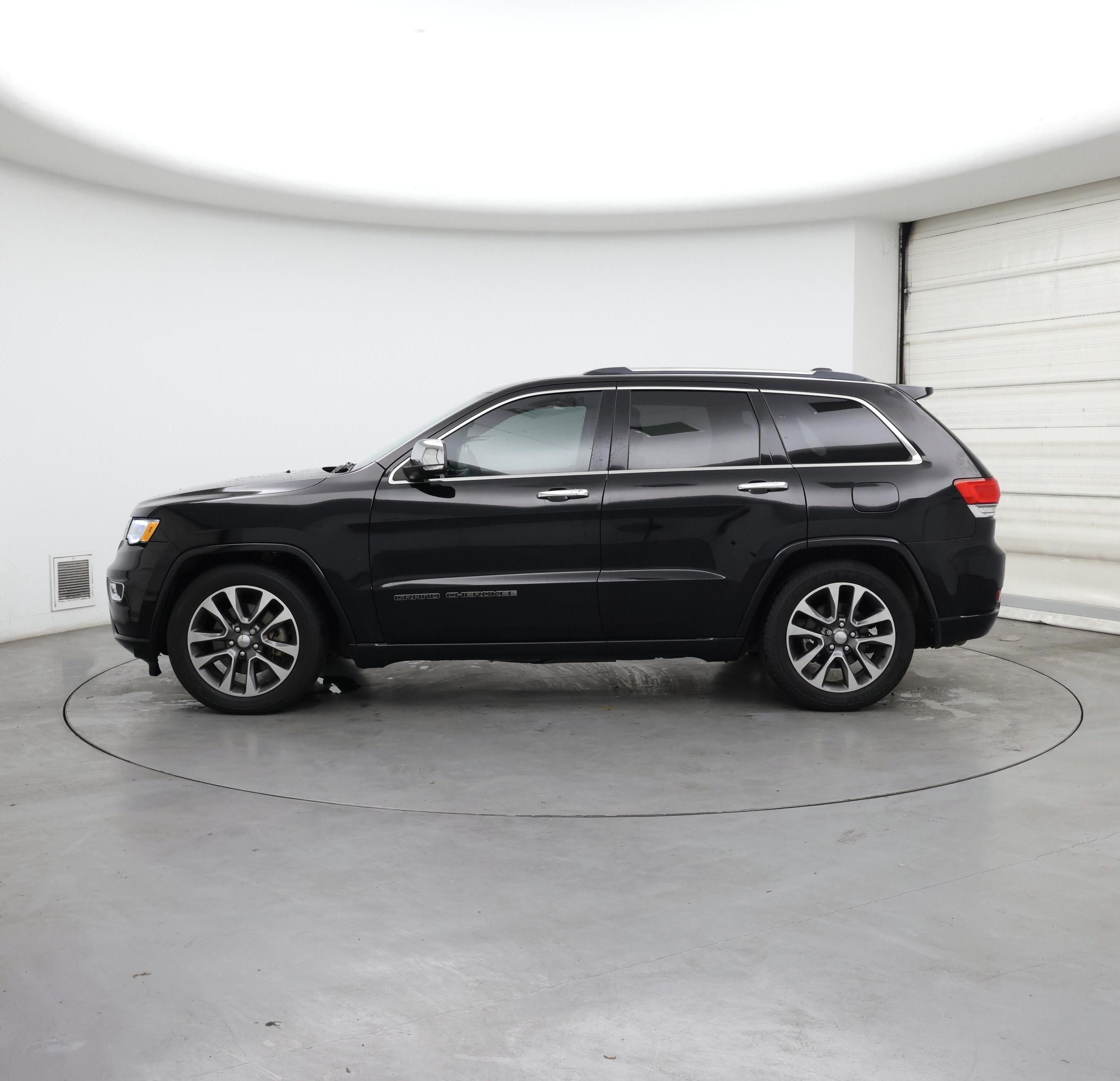 Thumbnail: 2017 Jeep Grand Cherokee - 3