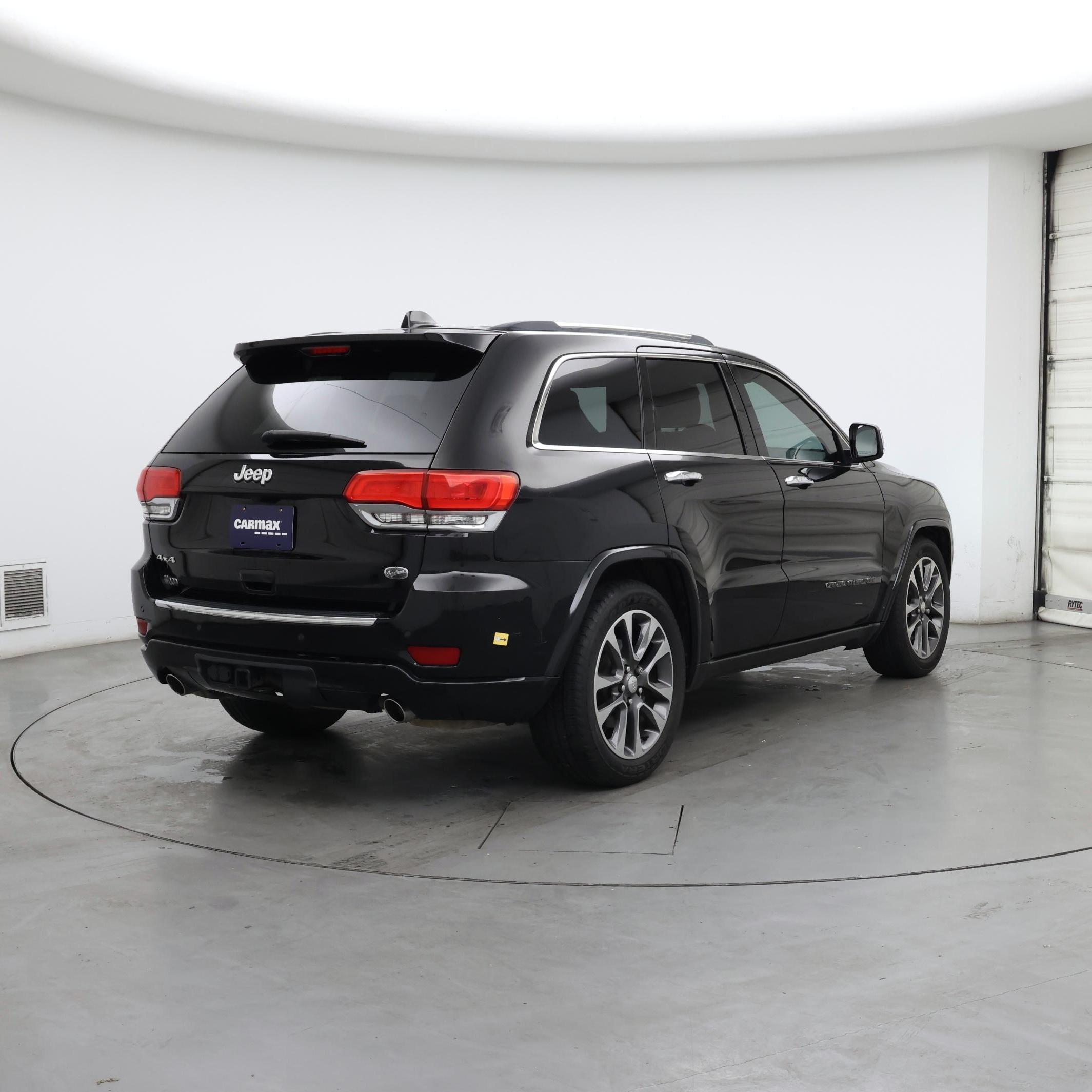 Thumbnail: 2017 Jeep Grand Cherokee - 8