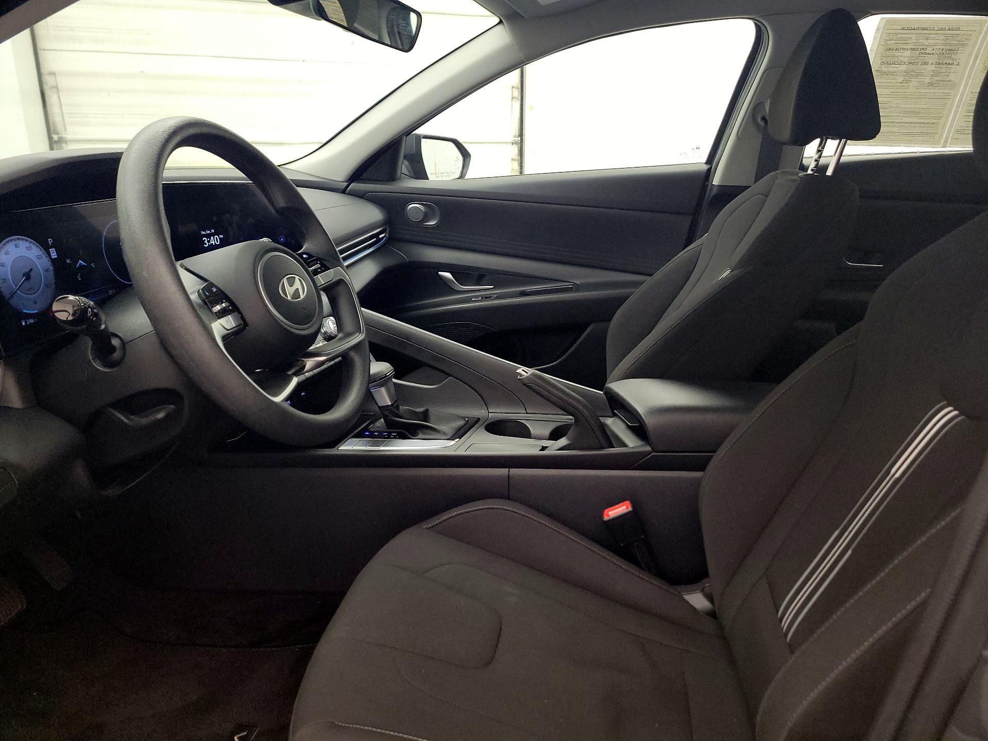 Thumbnail: 2024 Hyundai Elantra - 11