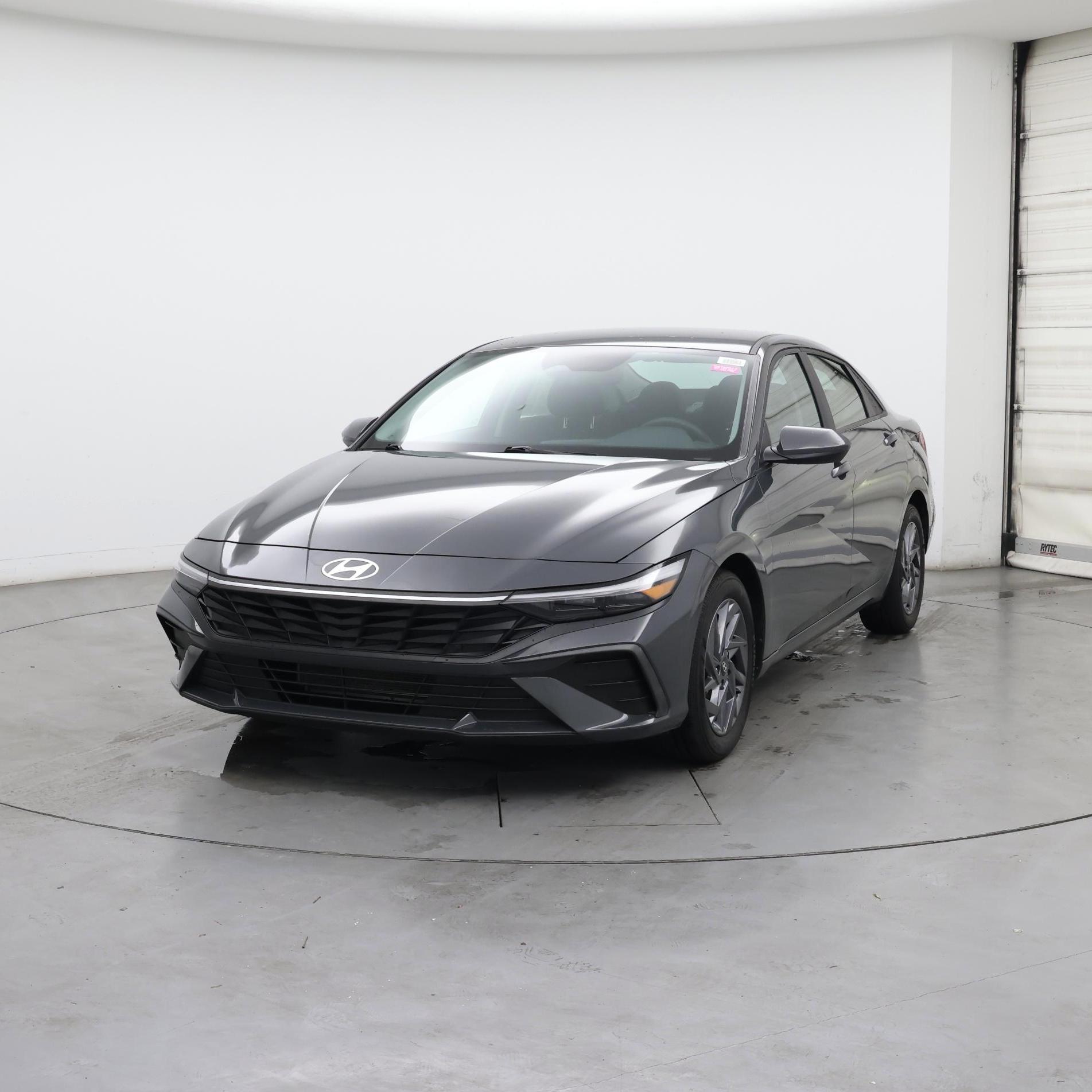 Thumbnail: 2024 Hyundai Elantra - 4