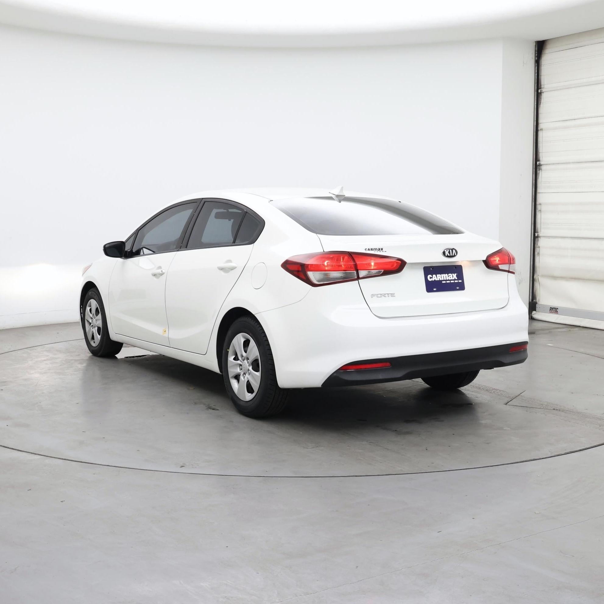 Thumbnail: 2018 Kia Forte - 2