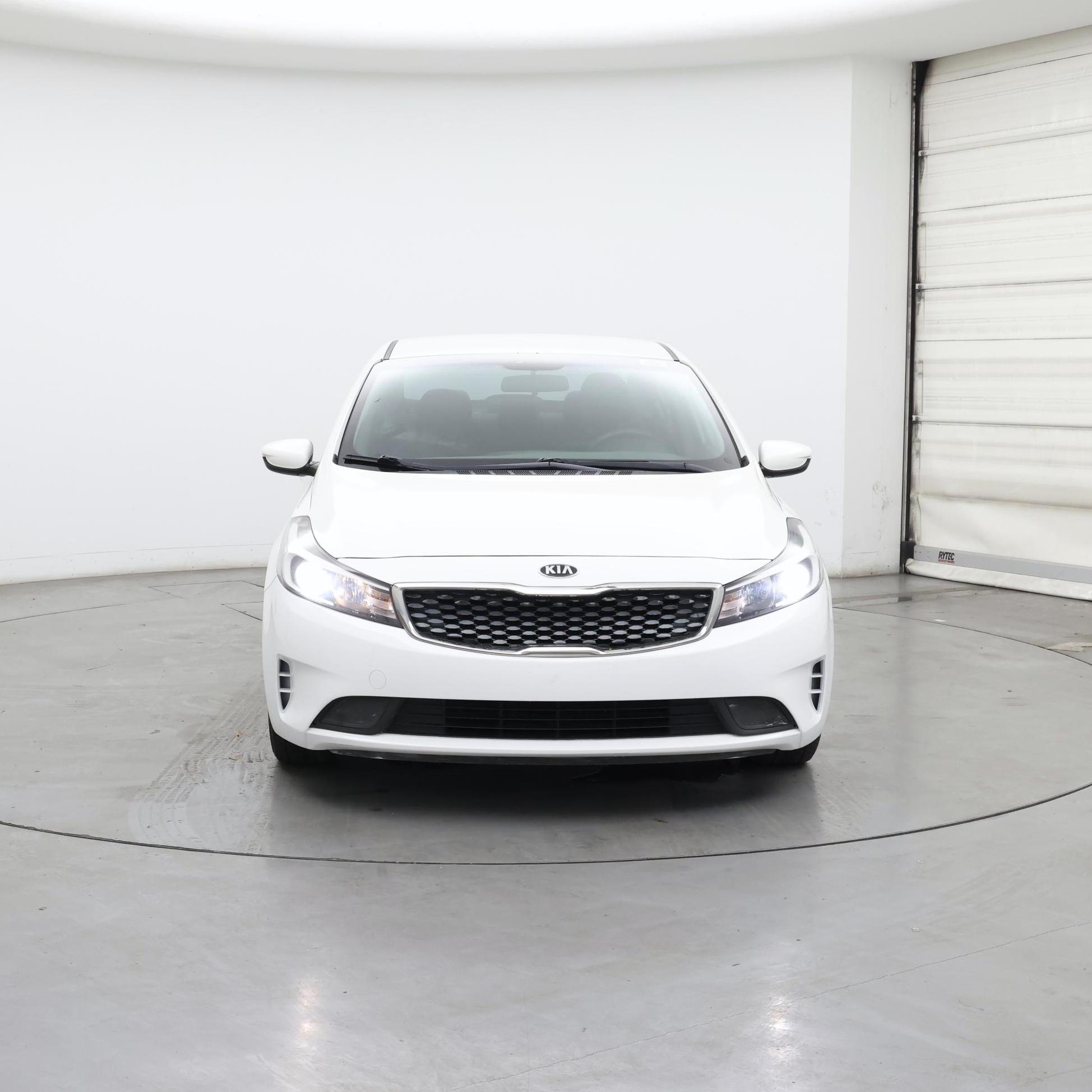 Thumbnail: 2018 Kia Forte - 5