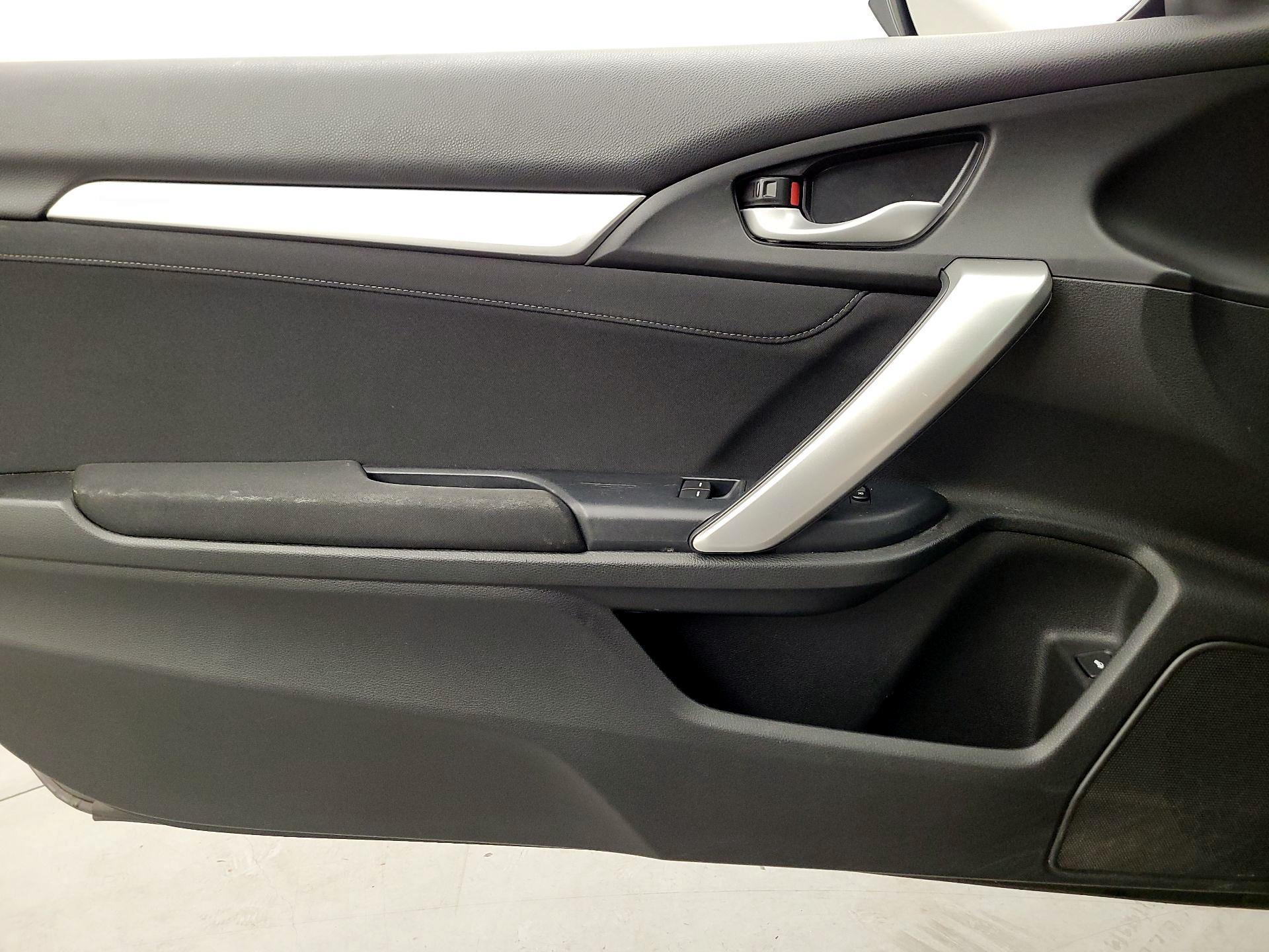 Thumbnail: 2019 Honda Civic - 12